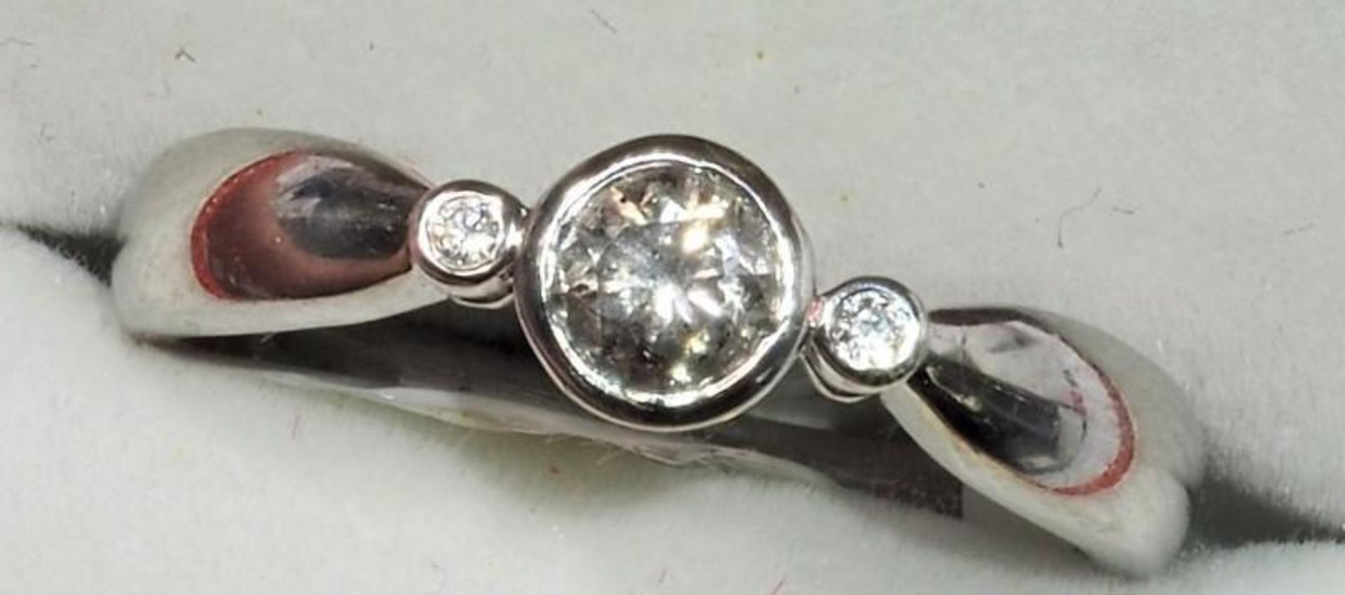 10K Gold Diamond Ring(0.3ct) (April Birthstone) Made In Canada, Insurance Value $2209 (MS19 - 27)