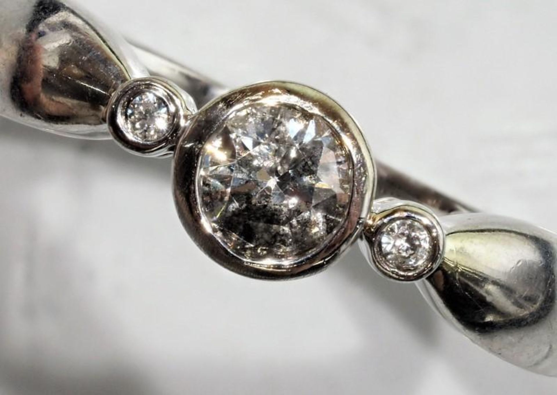 10K Gold Diamond Ring(0.3ct) (April Birthstone) Made In Canada, Insurance Value $2209 (MS19 - 27) - Image 3 of 5