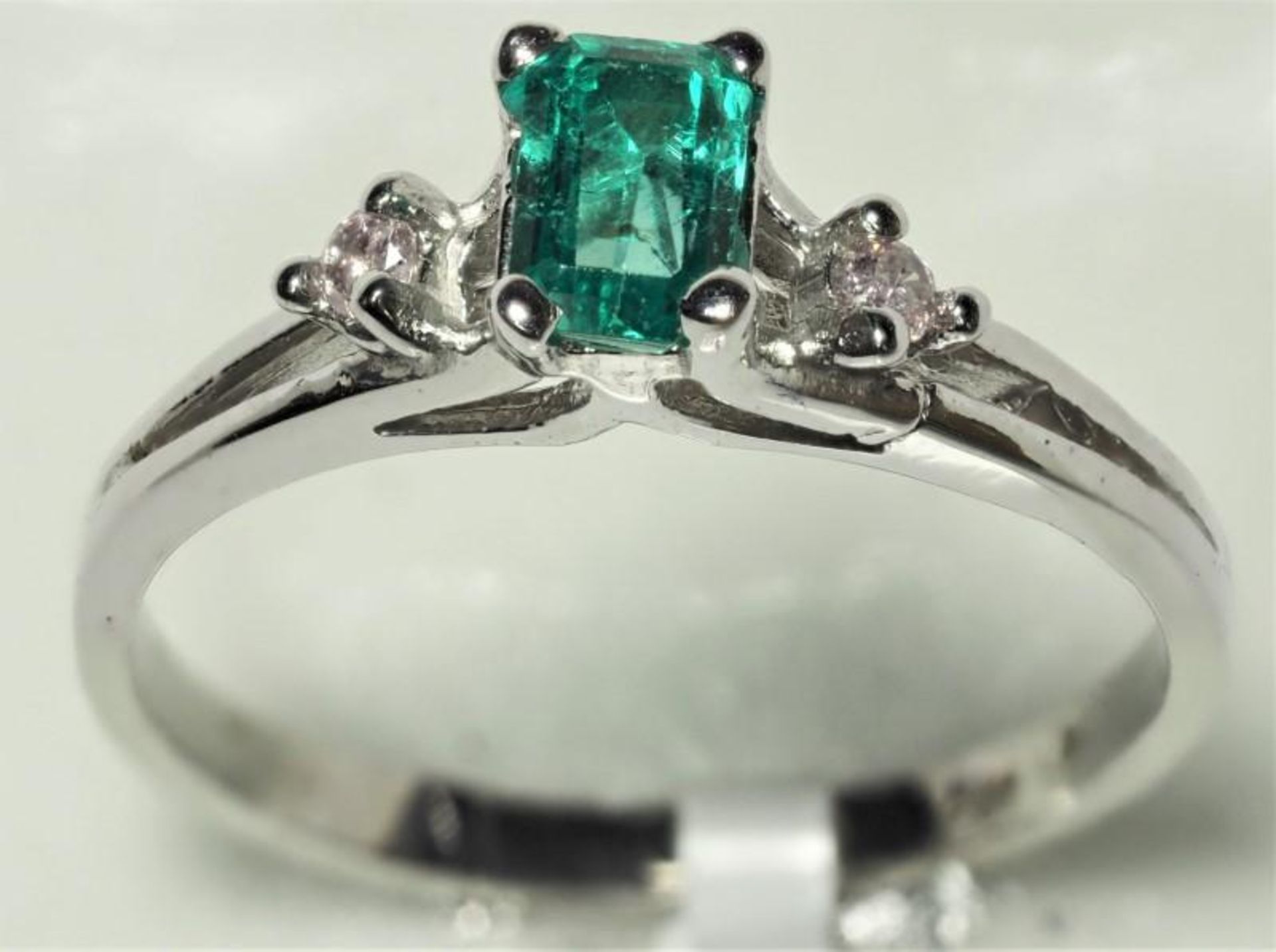 10K White Gold Emerald (0.30ct, May Birthstone) and Diamond Ring. Insurance Value $2380 (1-NT128) - Image 2 of 4