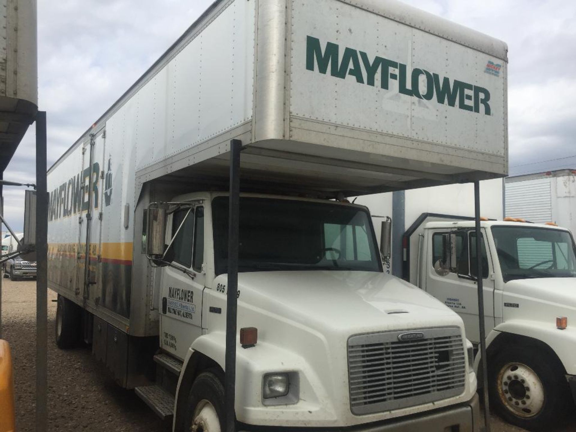 Year: 2004 Make: Freightliner Model: FL70 Vehicle Type: Truck Mileage: 436999KM Plate: Body Type: MO