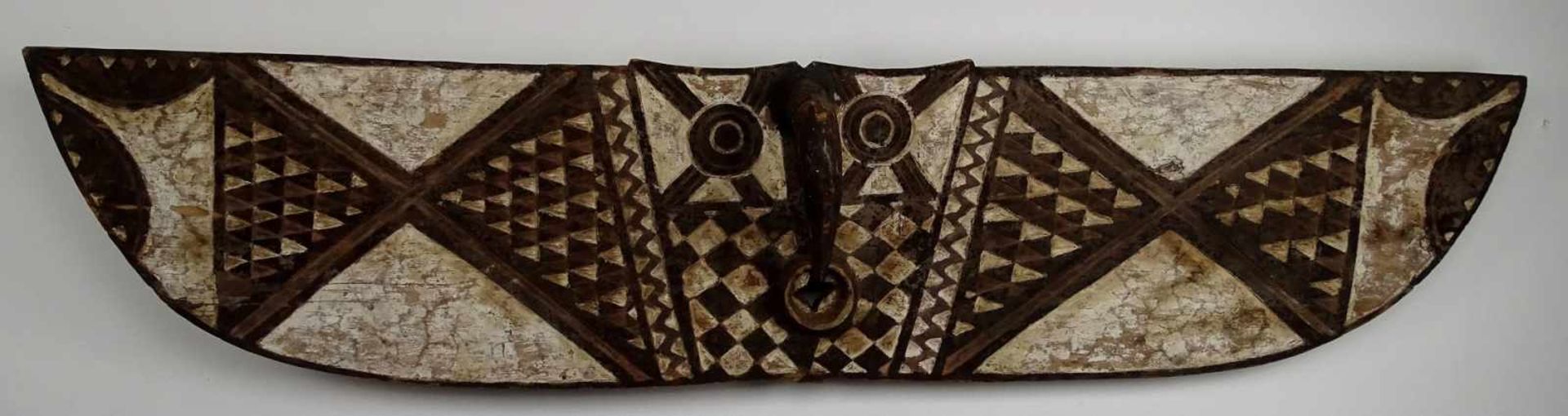 Afrikanische Schmetterlingsmaske, Burkina Fasoum 1950, Holz patiniert, altersgemäß guter Zustand, 50