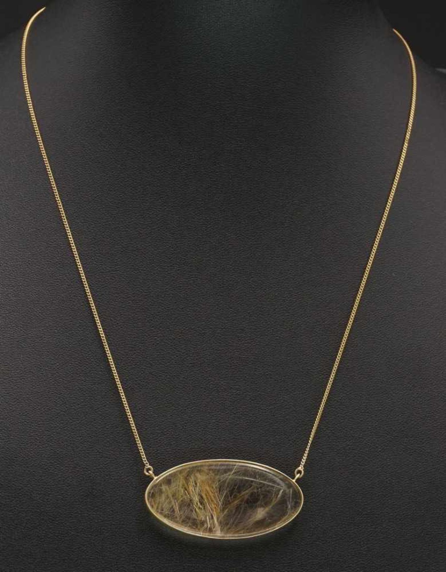 Goldcollier mit großem Rutilquarz585/- Gelbgold, ein Quarz mit goldgelben Rutilnadeln Zargenfassung, - Bild 2 aus 3