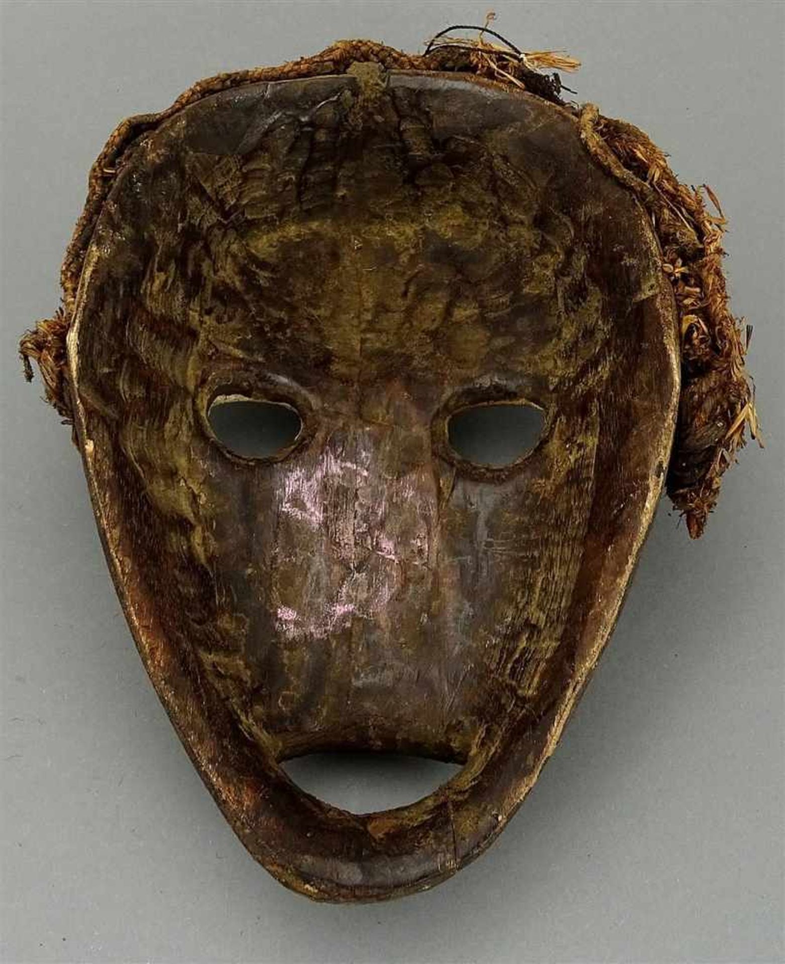 Dan Vorsatzmaske, LiberiaHolz mit Krustenpatina, guter Zustand, H. 25 cm - Image 2 of 2