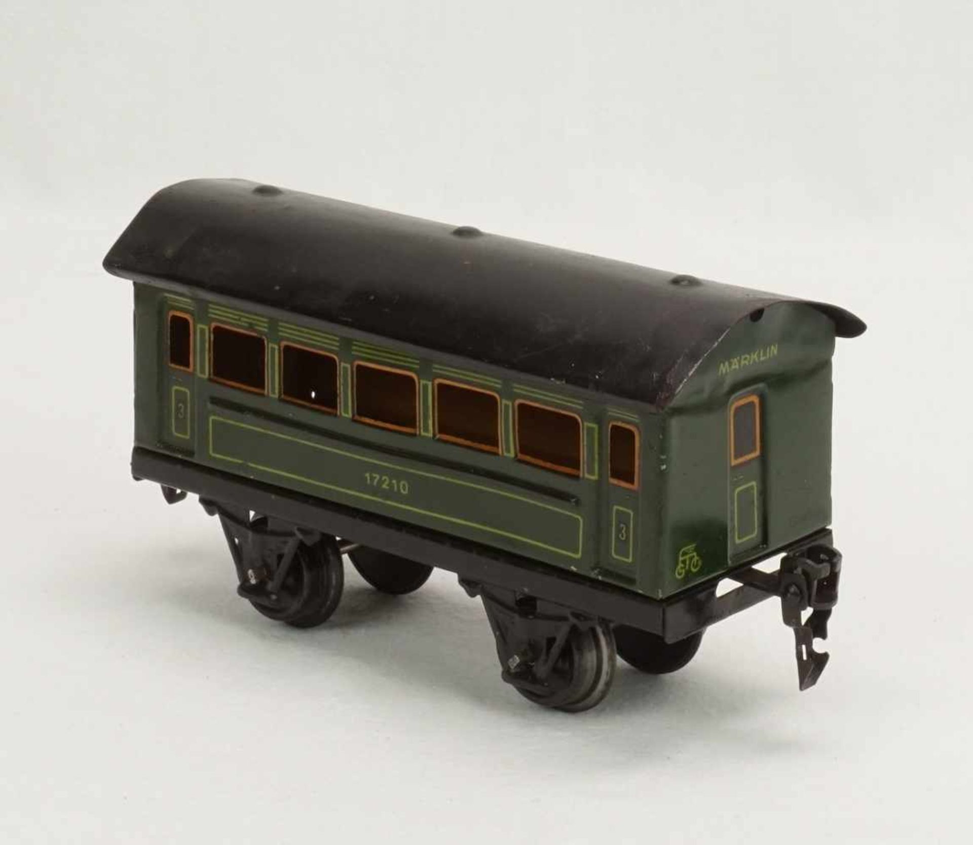 Zwei Märklin Gepäckwagen und ein Personenwagen, Spur 0, 1. Hälfte 20. Jh.Blech lithografiert, - Bild 7 aus 7