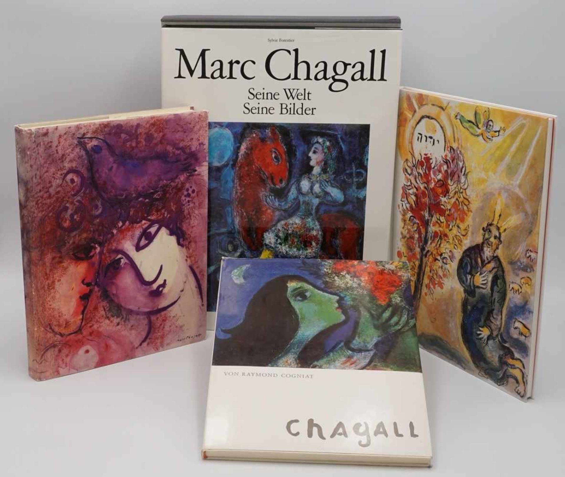 Vier Bücher über Marc Chagall1) "Marc Chagall - das graphische Werk", 1957, Leineneinband mit