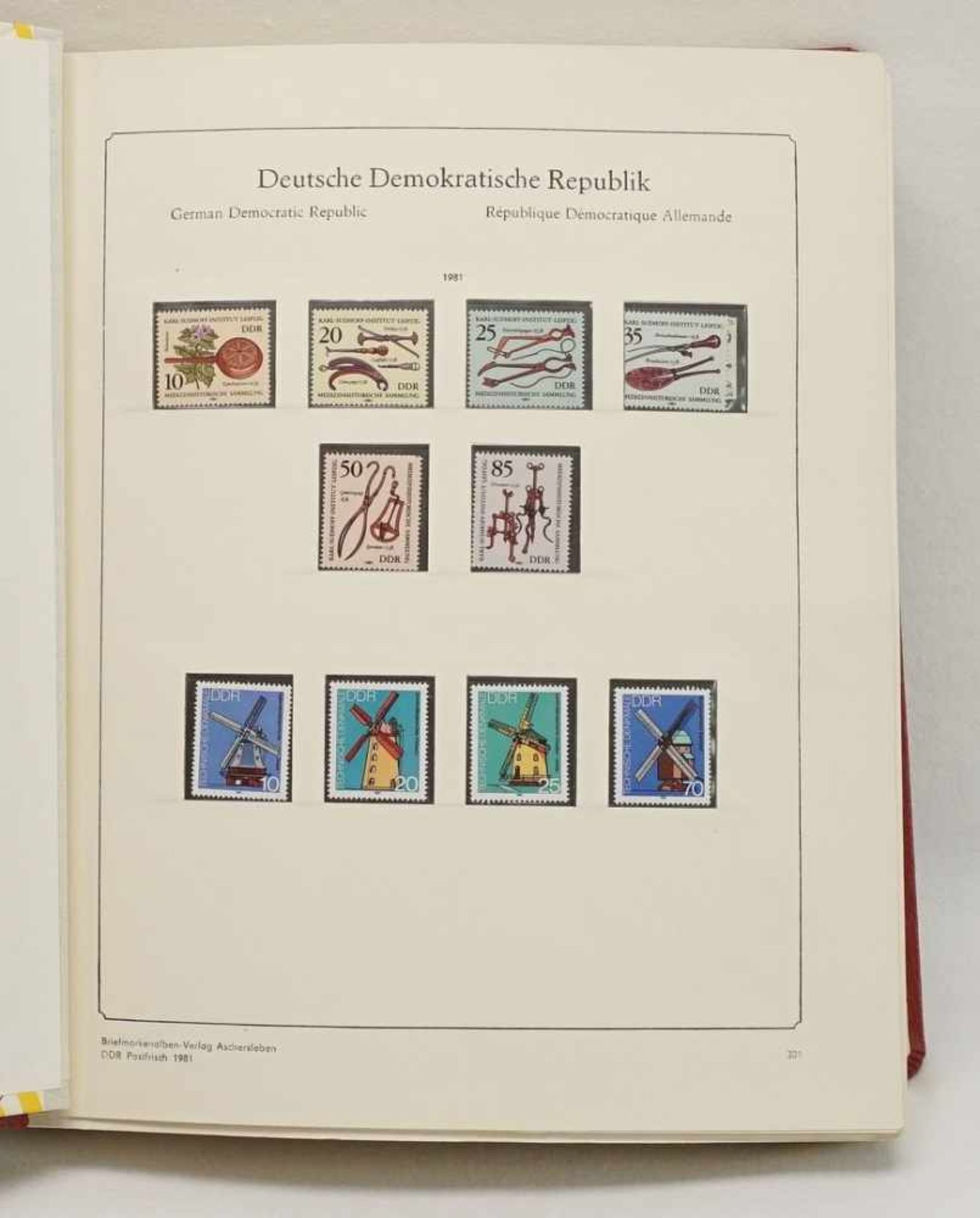 Drei Alben mit Briefmarken der DDRAbria, DDR, 1966 - 1990, Vordruckalben, postfrisch, vollständige - Bild 2 aus 4