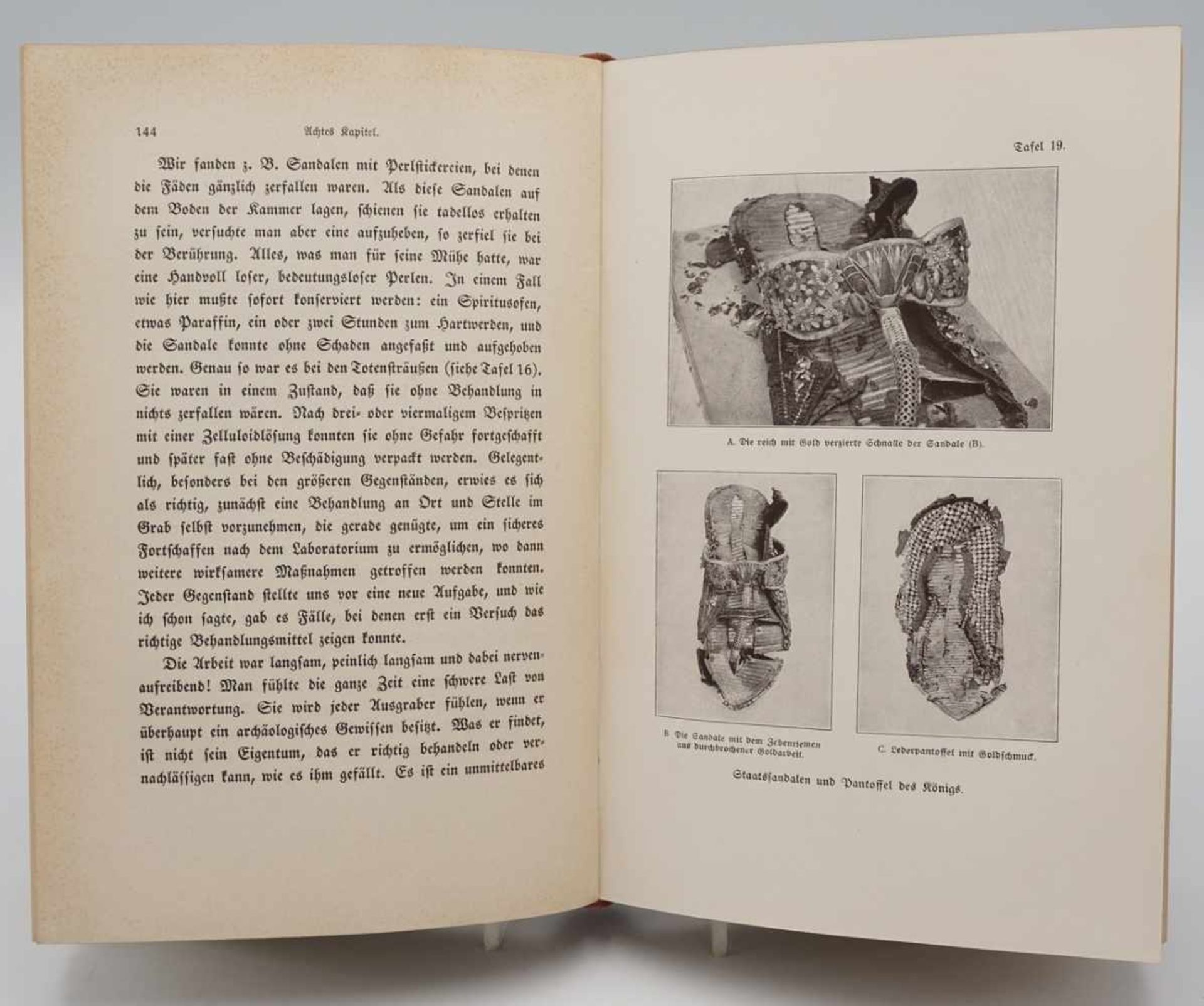 Howard Carter, "Tut-Ench-Amun - Ein ägyptisches Königsgrab"zwei Bände, 1924, Inhalt: Der König und - Image 3 of 5