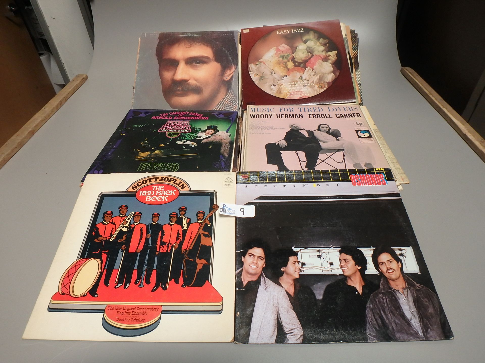 BOX LPS