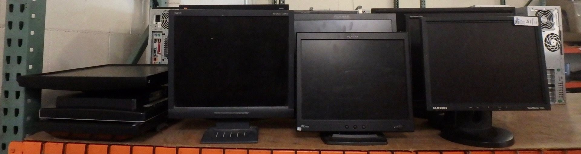 LOT OF 11 MONITORS/TV