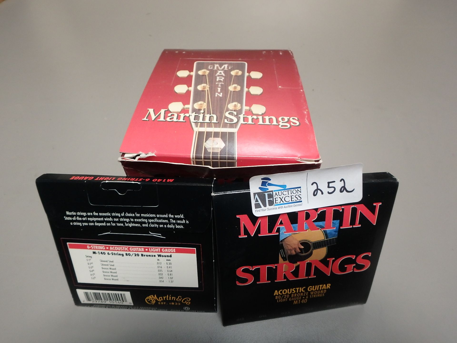 BOX MARTIN GUITAR STRINGS