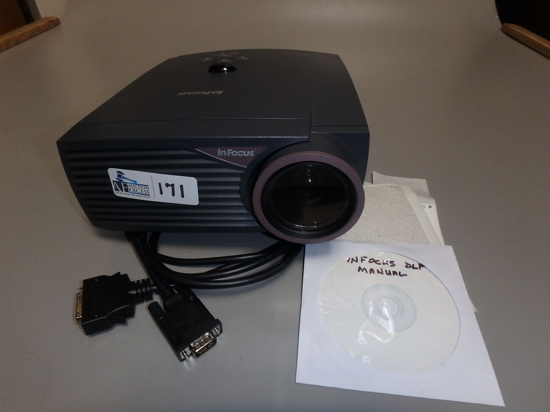 INFOCUS PROJECTOR