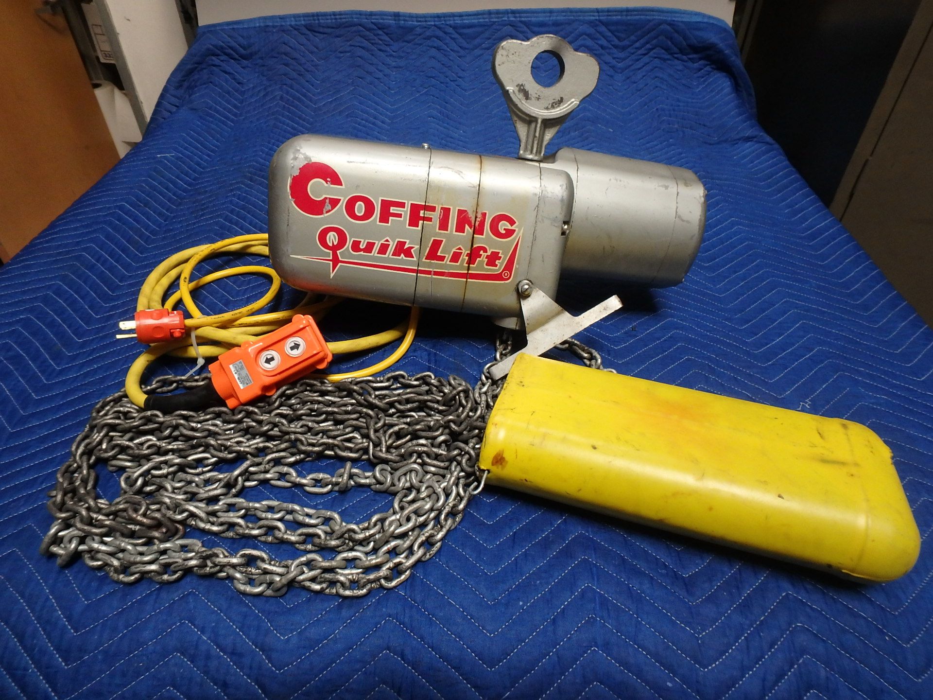 COFFING QUICK LIFT 1/4 TON (NEW CORDS AND UP/DOWN CONTROL