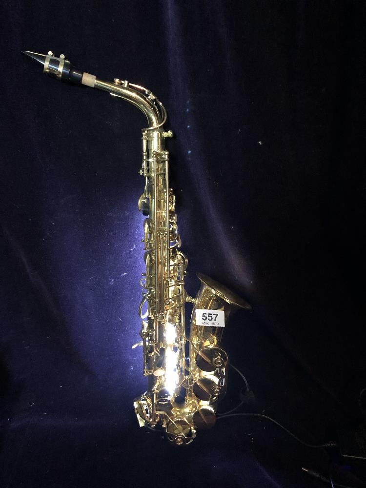 Display saxophone - Image 3 of 3