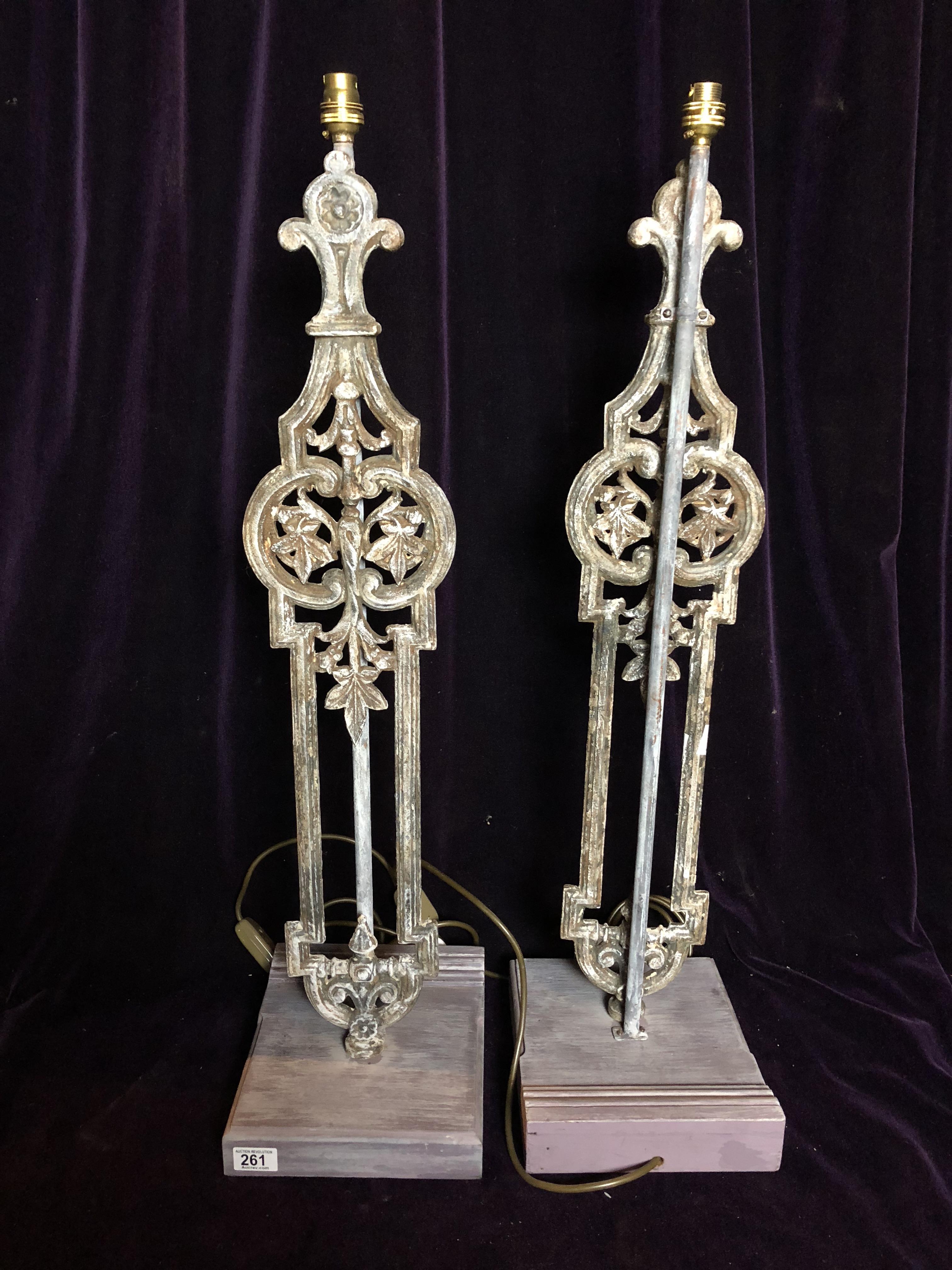 Pair of lamps - Image 4 of 5