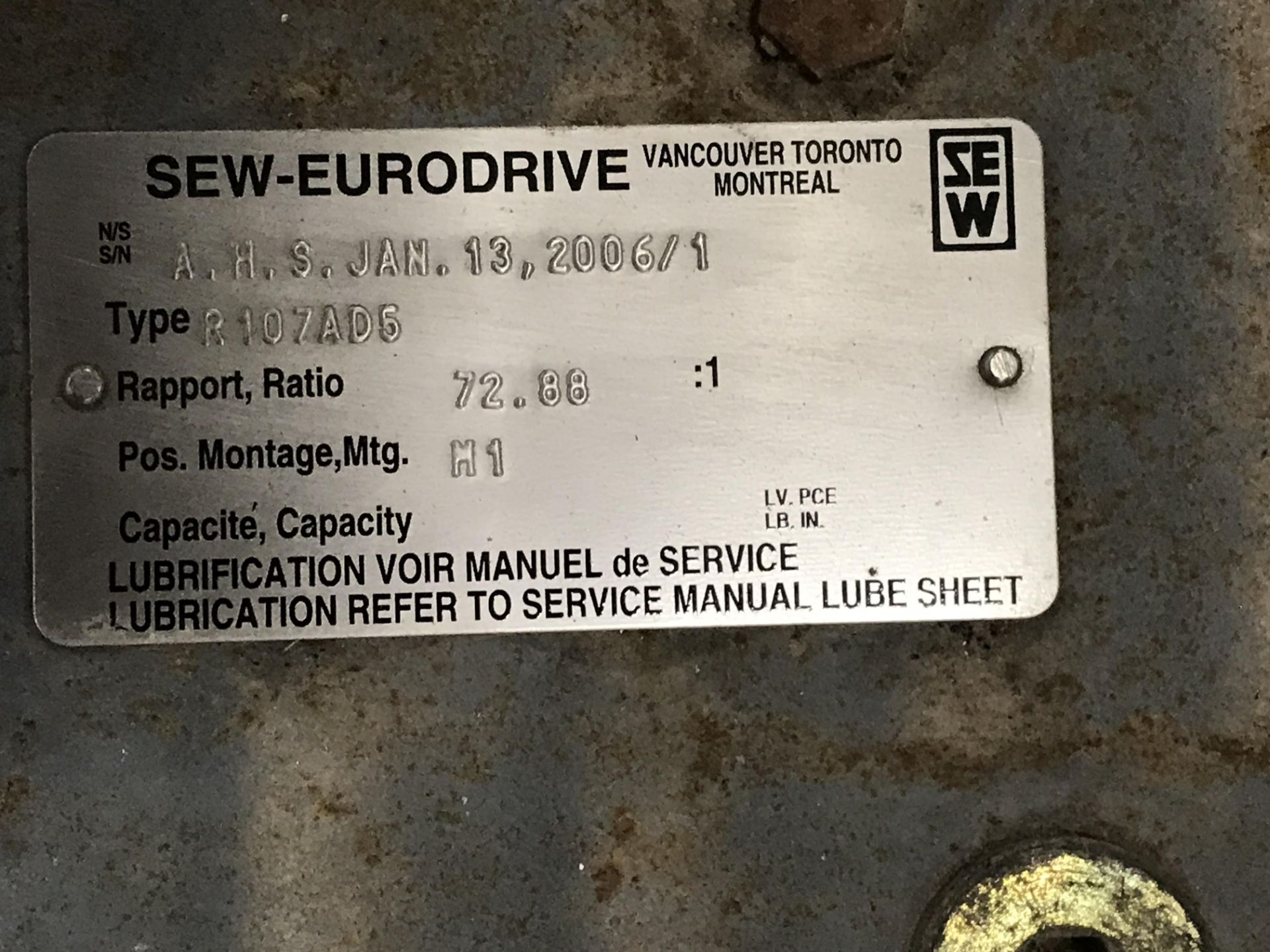 SEW-EURODRIVE GEAR REDUCER, GEAR RATIO 72.88 TO 1 - Image 3 of 3