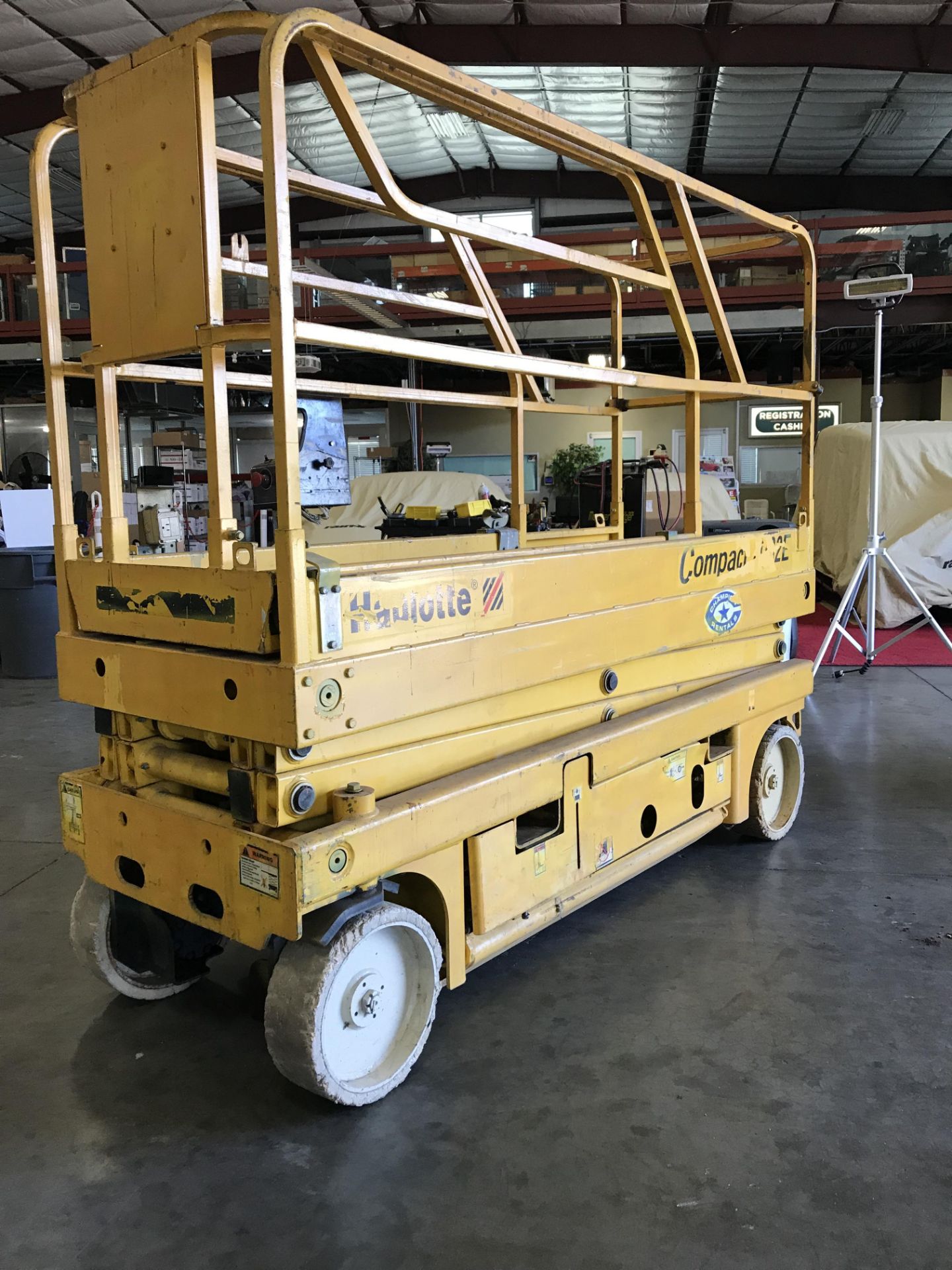 HAULOTTE COMPACT 2032E SCISSOR LIFT - Image 2 of 4