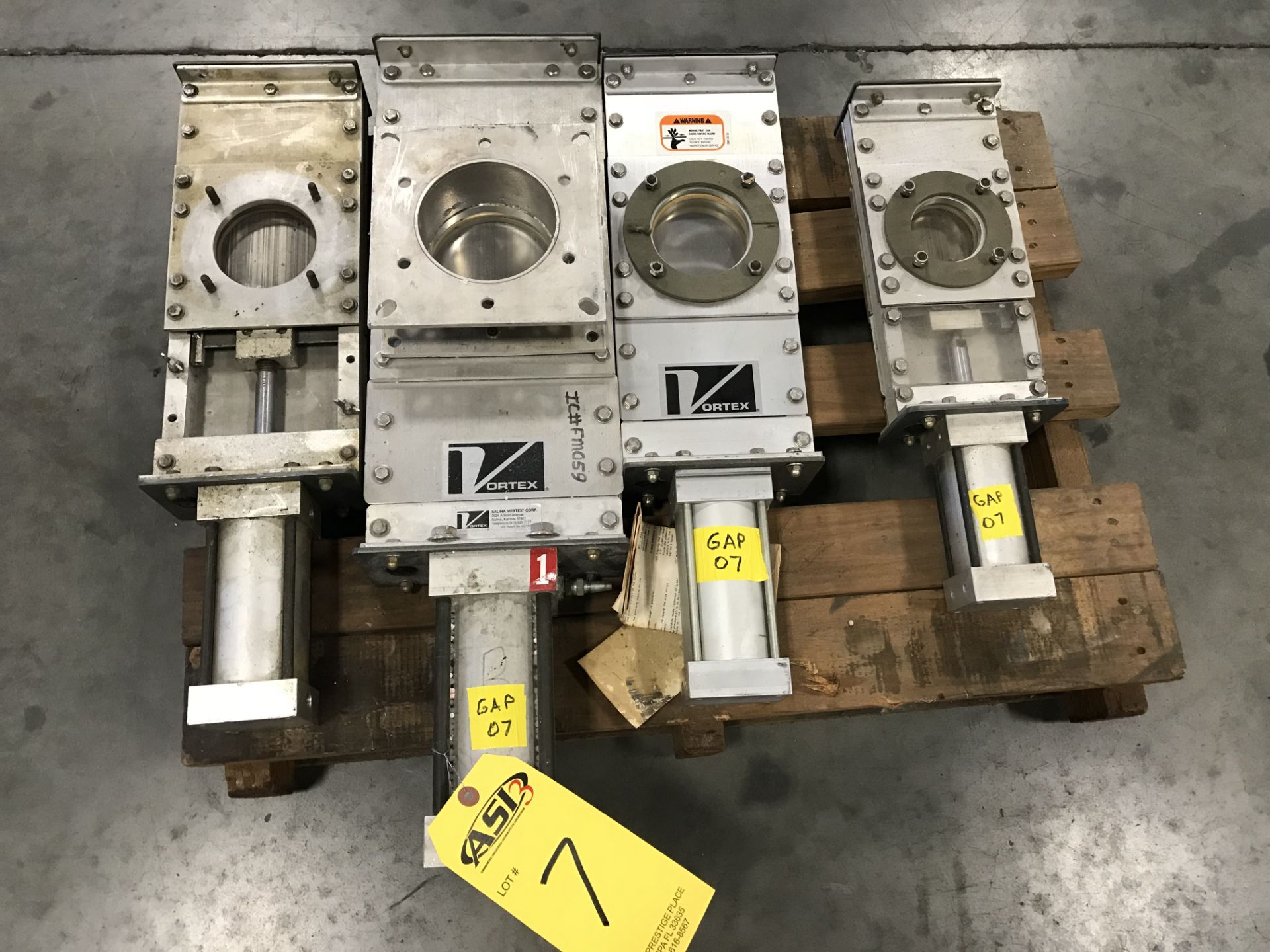 4 VORTEX PNEUMATIC GATES, 1- 2 1/2" 2- 3 1/2" 1- 4 1/2" APPROX. OPENINGS