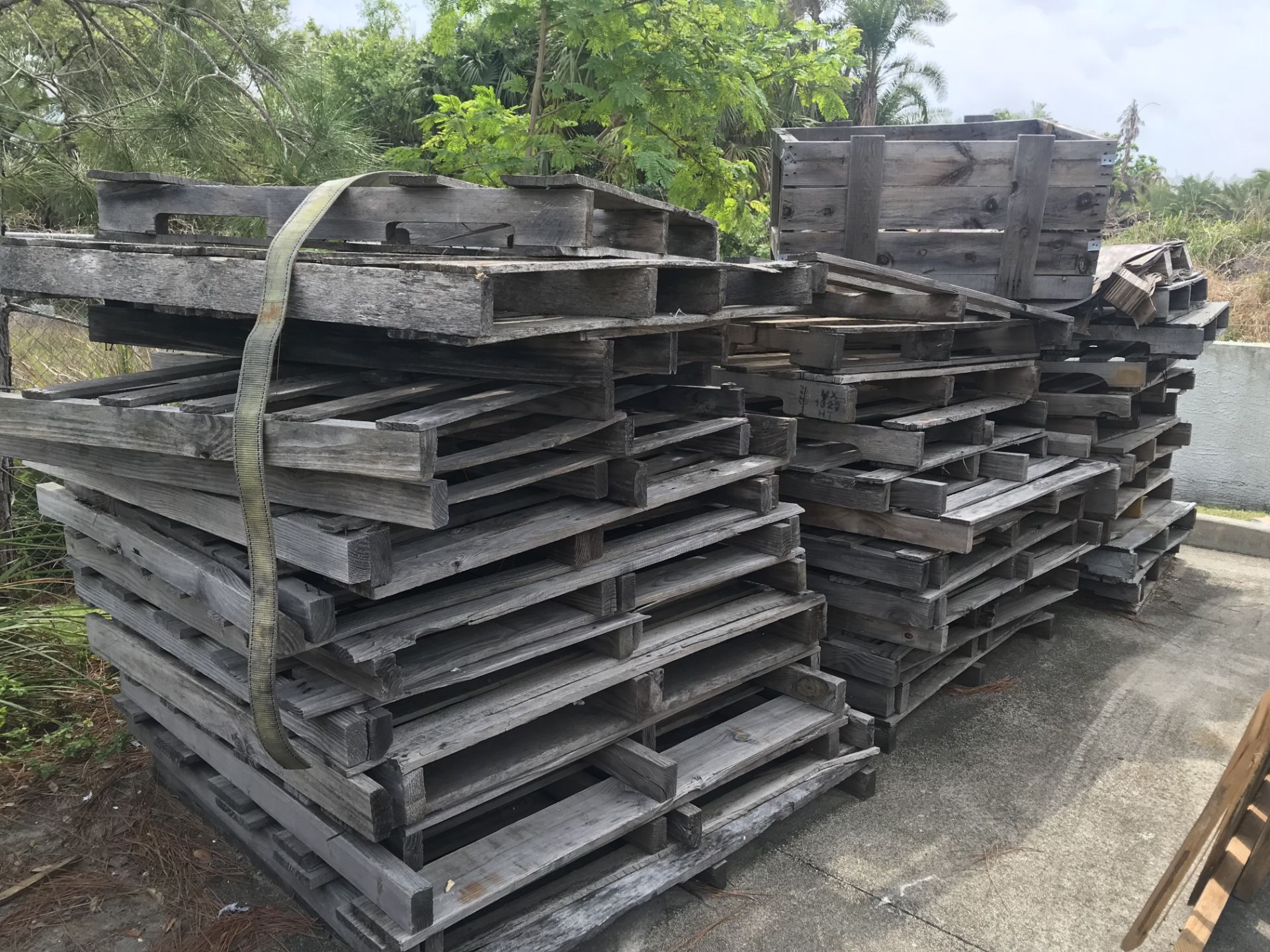 ALL PALLETS