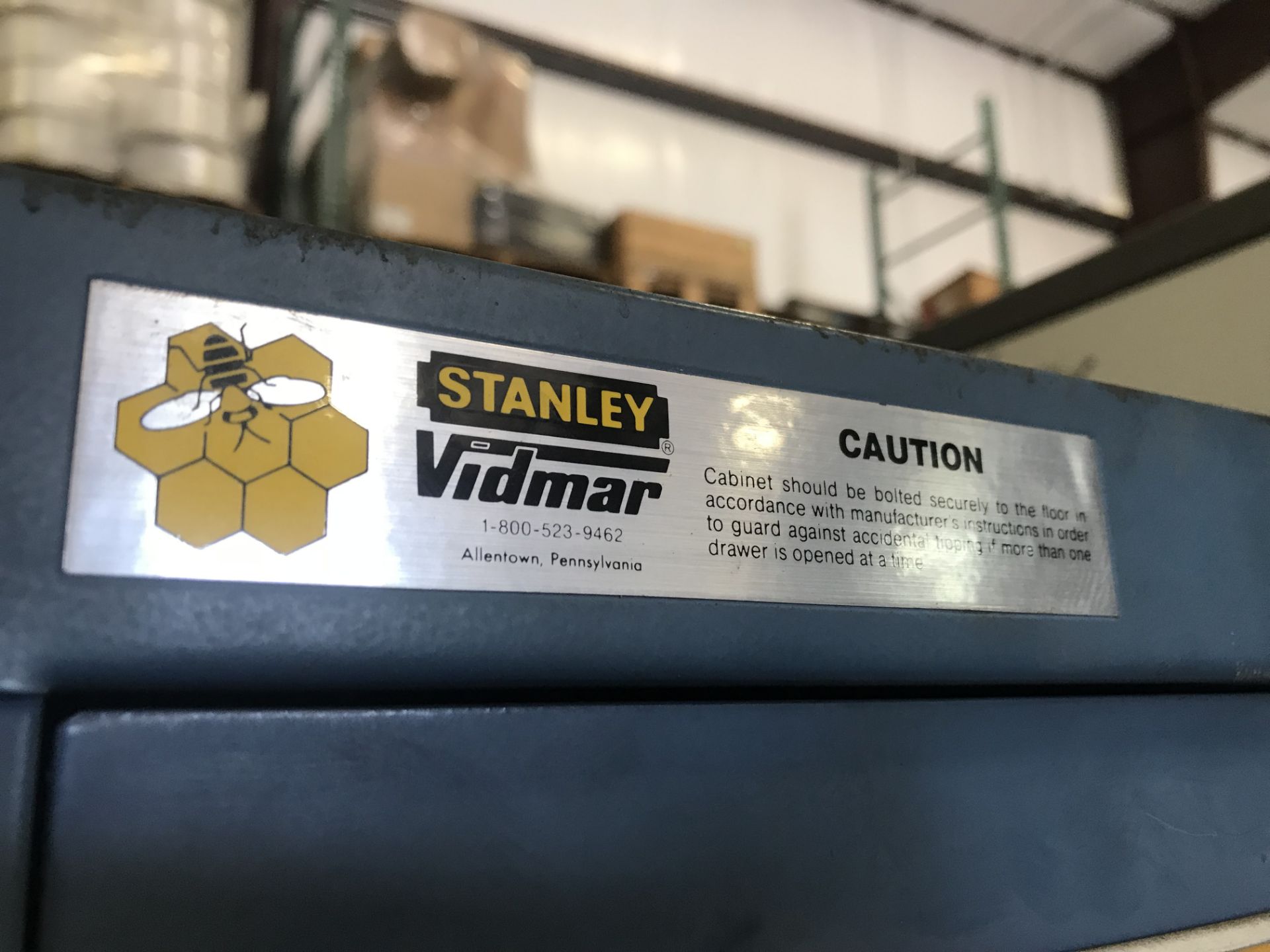 STANLEY VIDMAR 12 DRAWER STORAGE CABINET WITH CONTENTS - Image 2 of 15