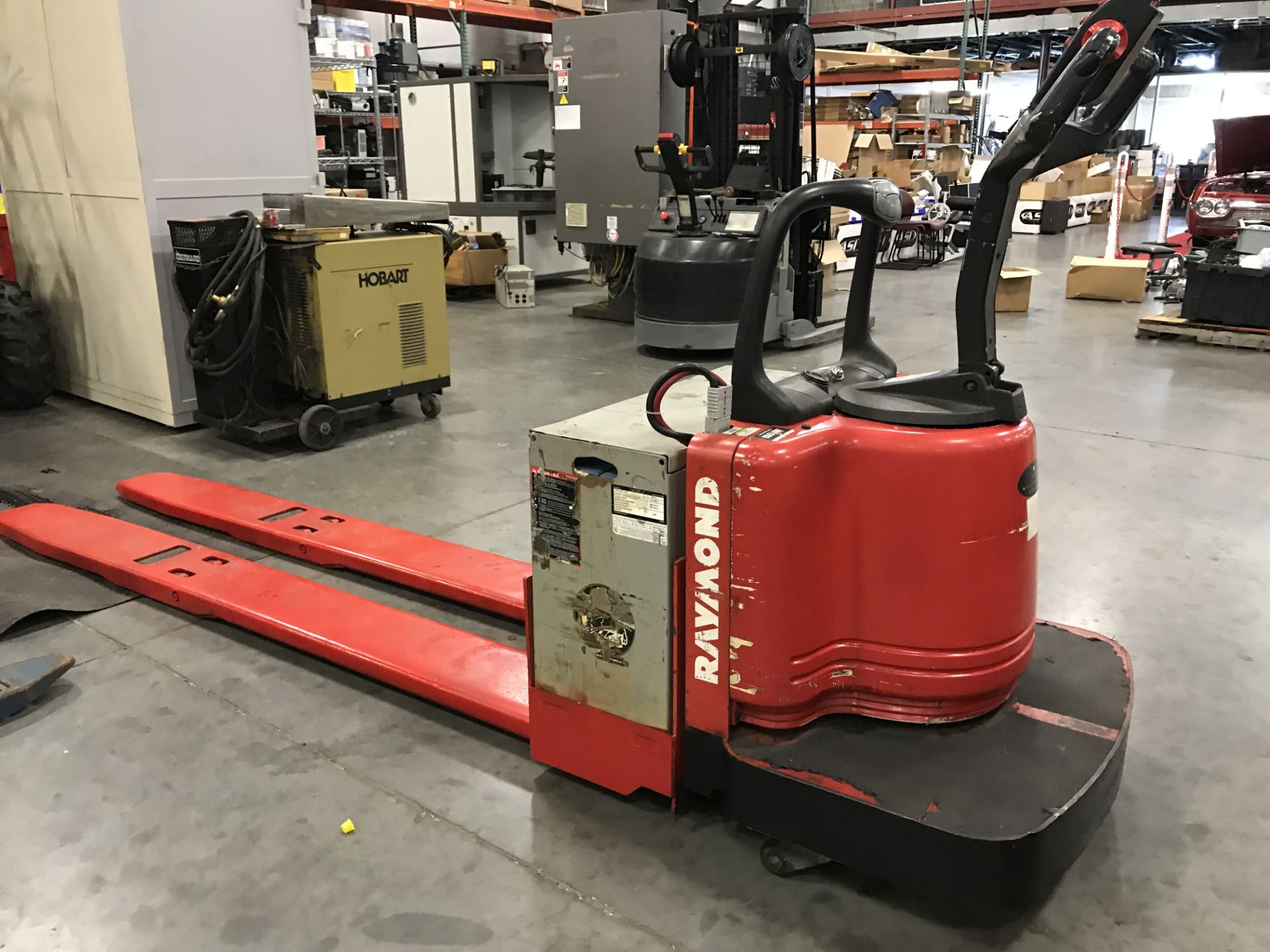 RAYMOND ELECTRIC AUTOMATIC PALLET JACK W/ 8' FORKS - Image 2 of 5