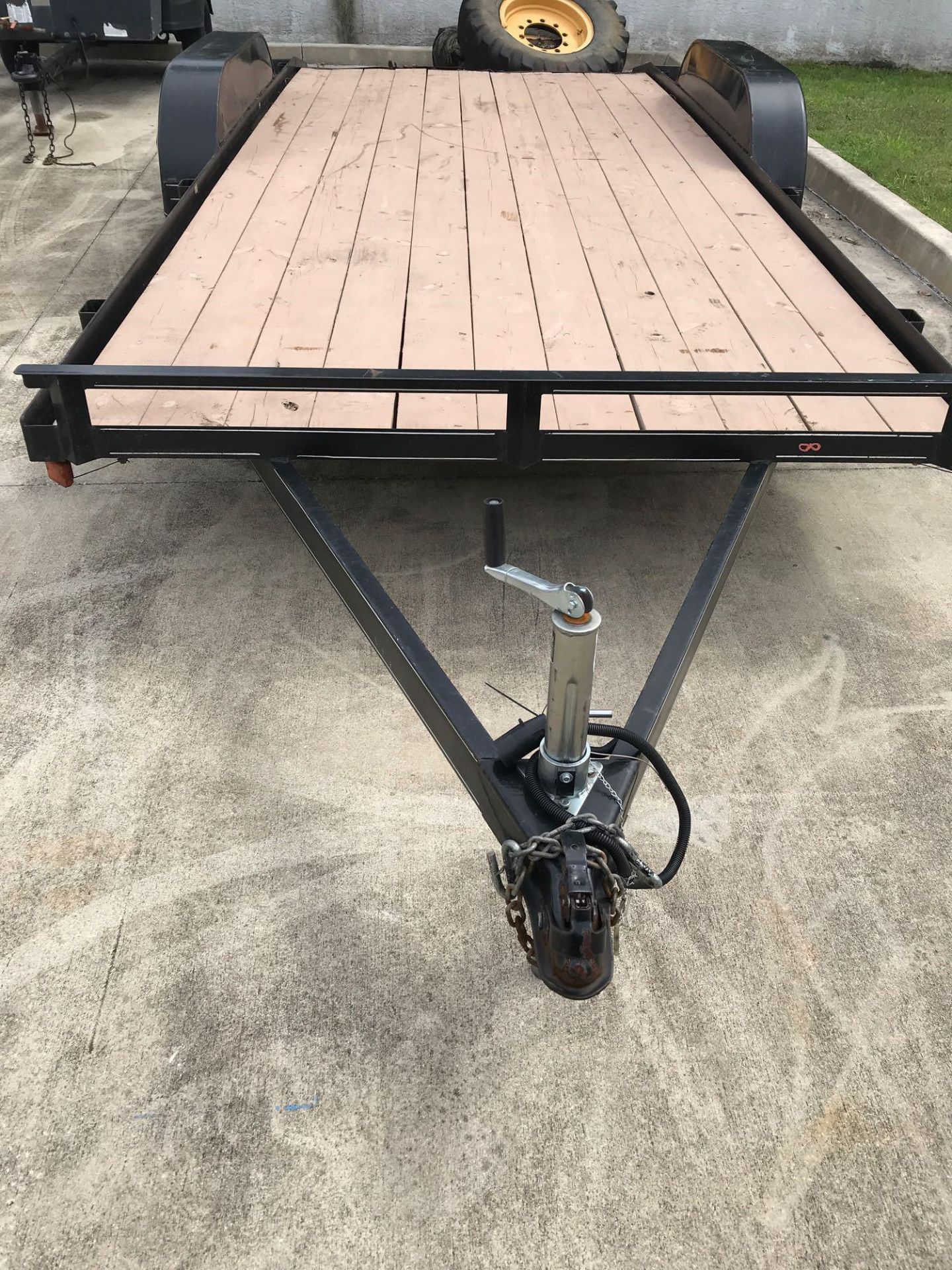 2017 PTSI CAR HAULER TRAILER - Image 3 of 5