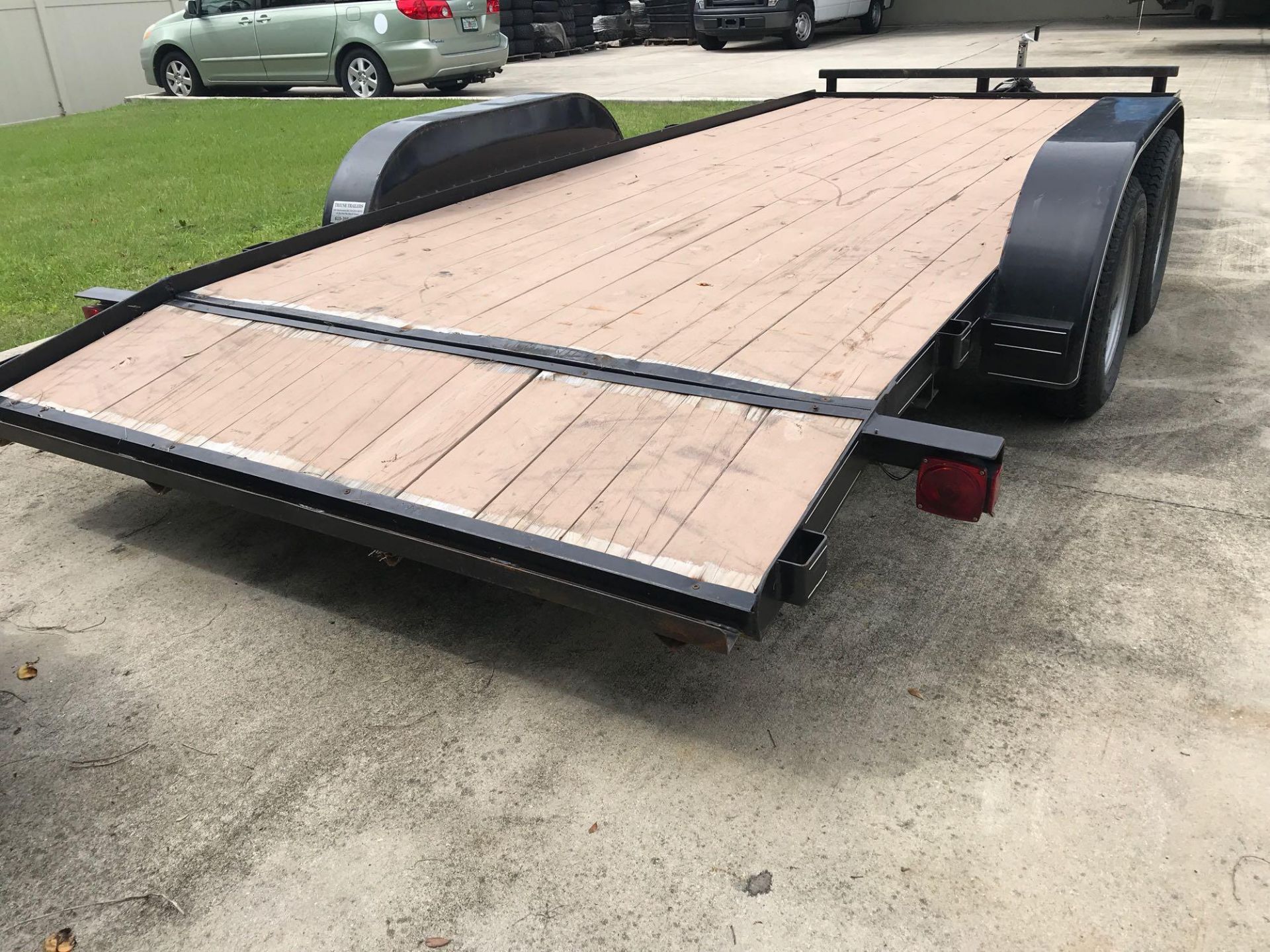 2017 PTSI CAR HAULER TRAILER - Image 5 of 5