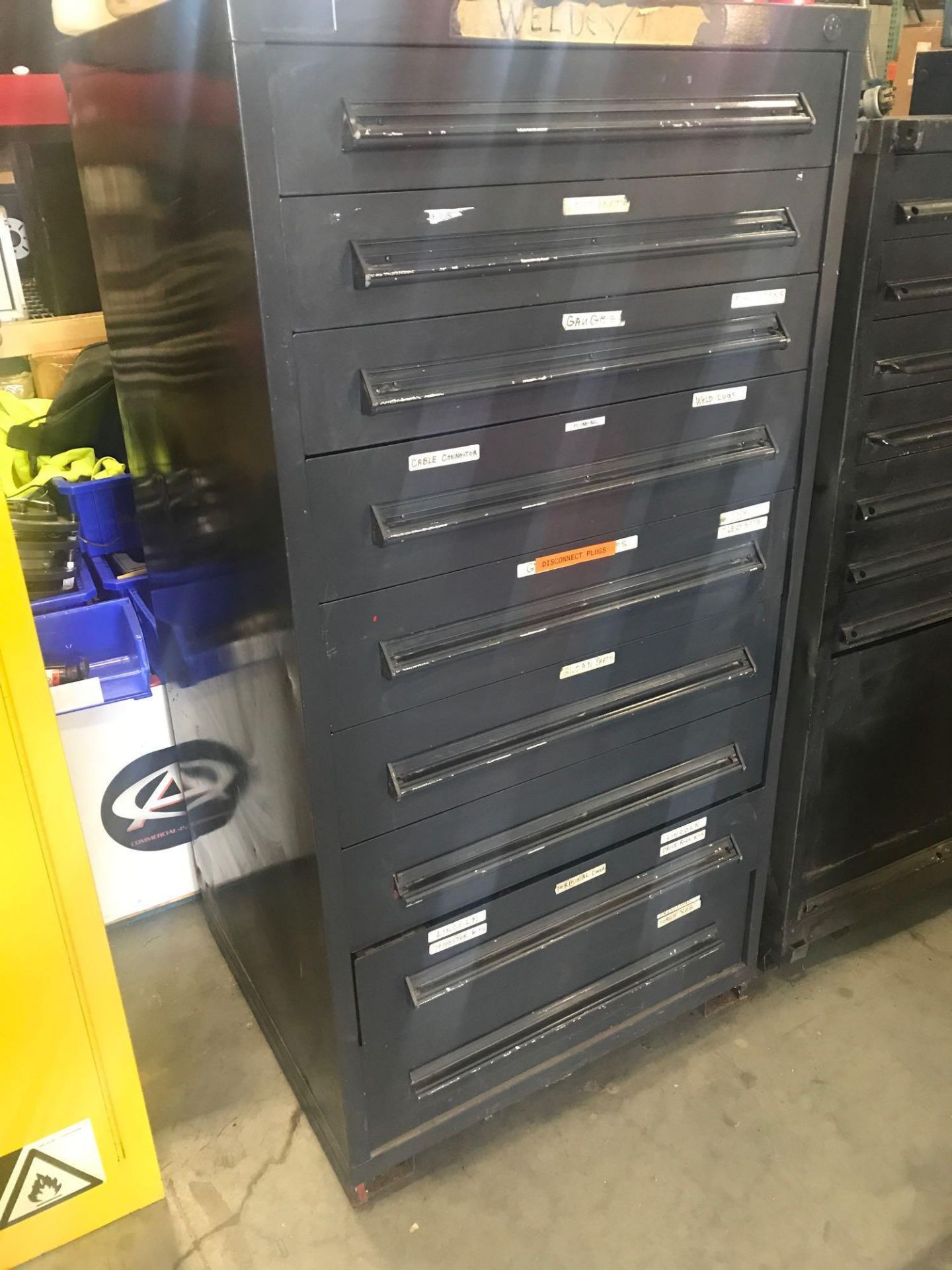 9 DRAWER STORAGE/PARTS CABINET