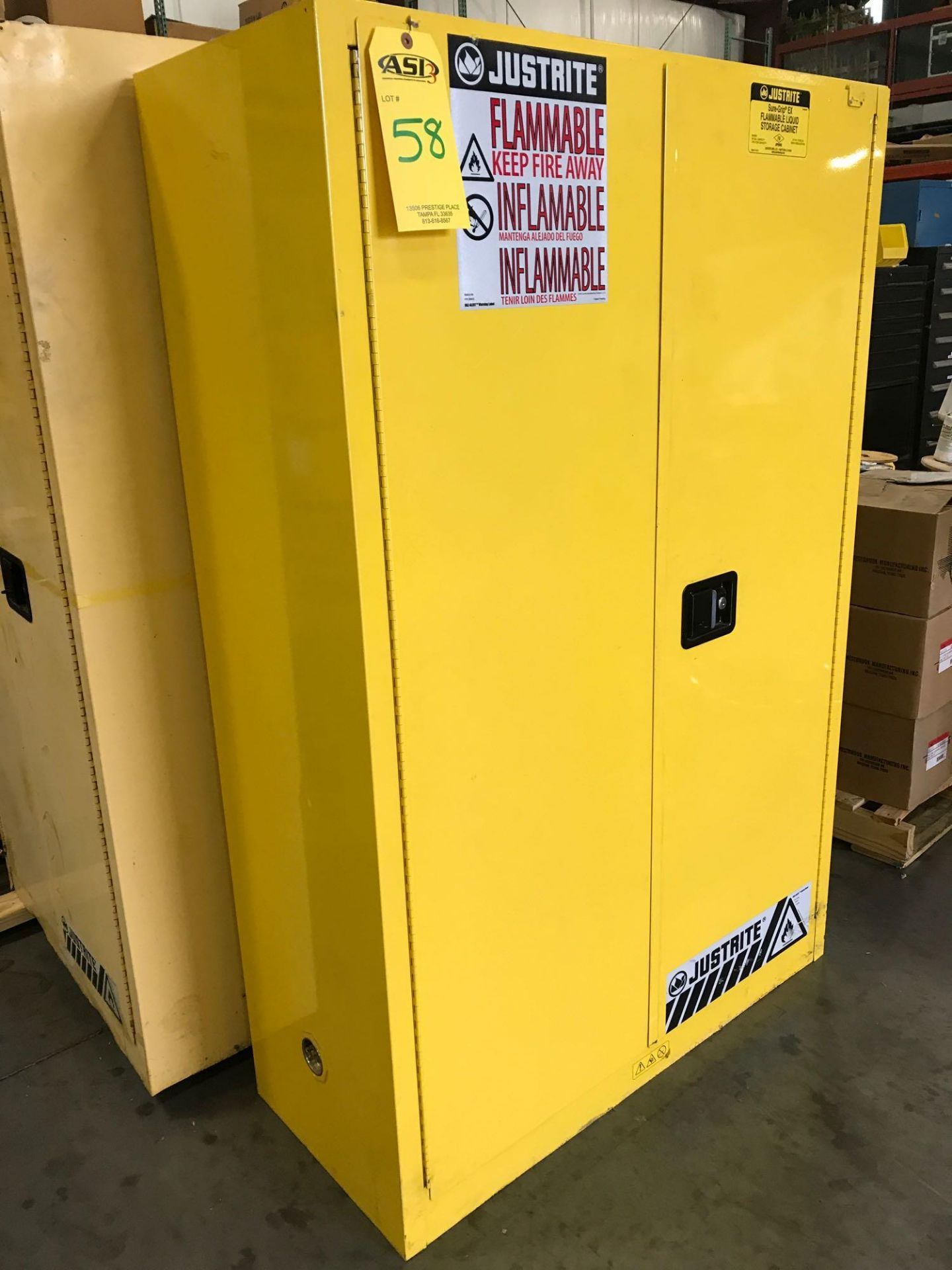 JUSTRITE SURE-GRIP EX FLAMMABLE LIQUID STORAGE CABINET WITH CONTENTS - Image 2 of 4