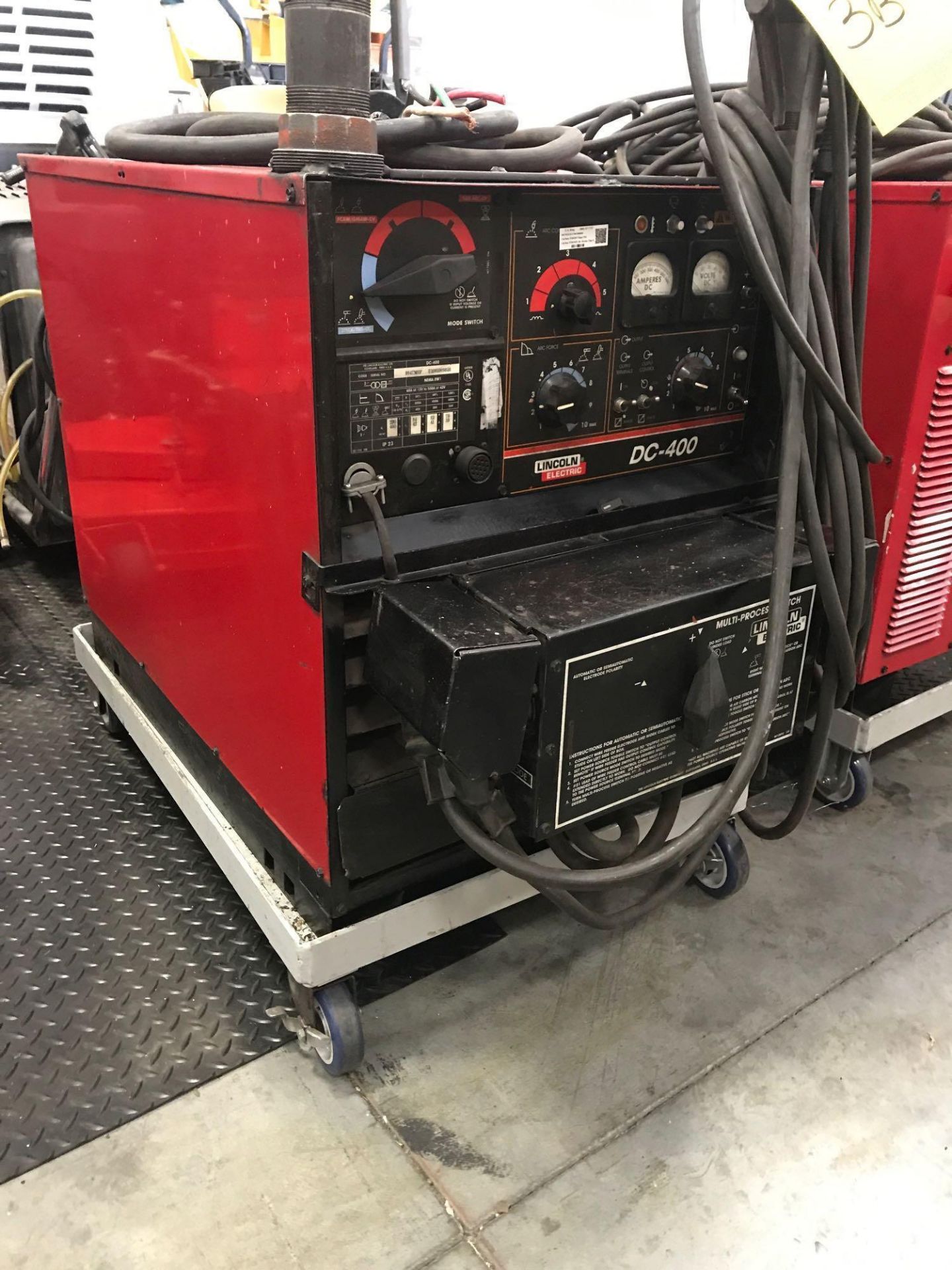 LINCOLN ELECTRIC DC-400 WELDER