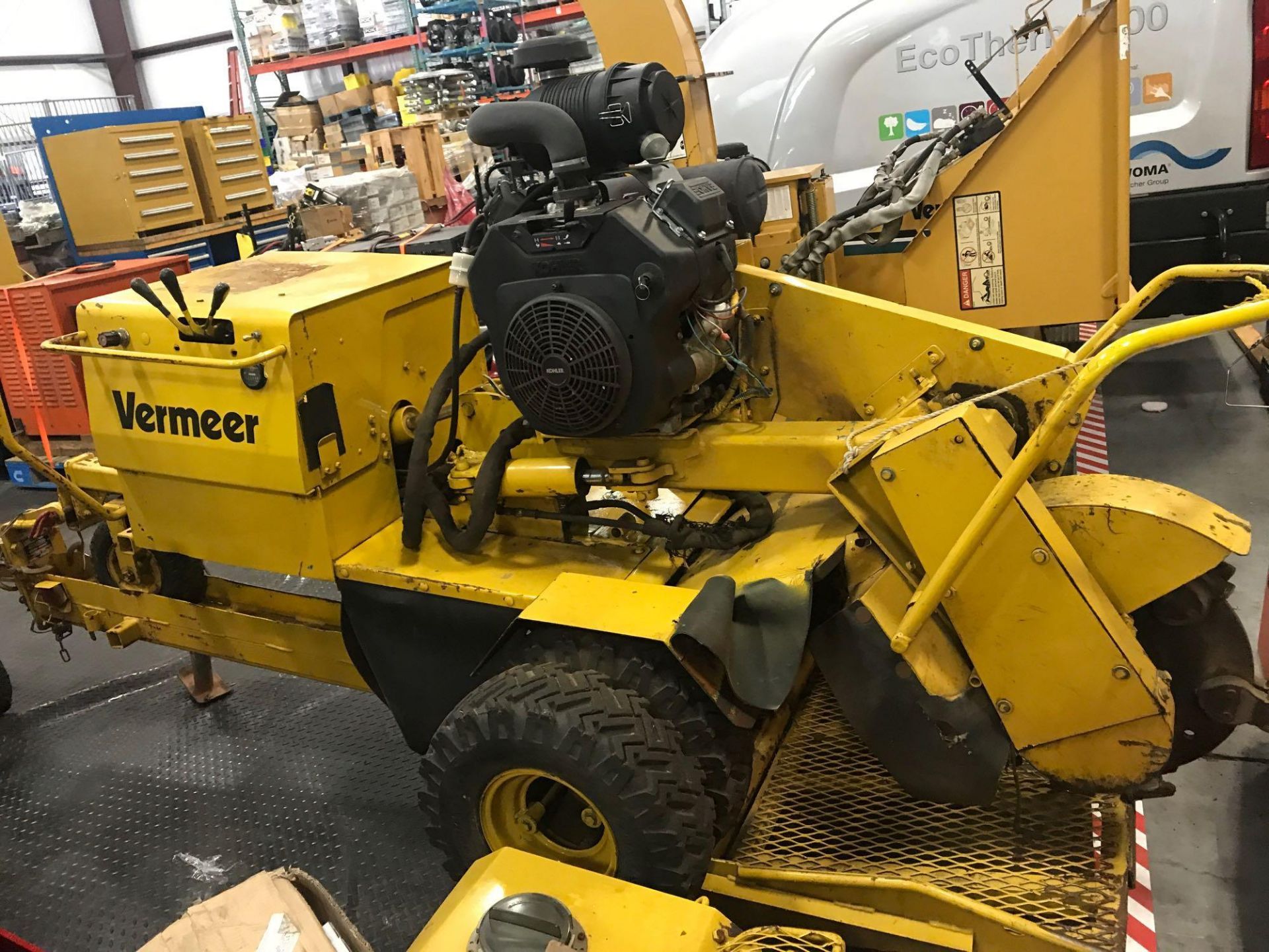 VERMER STUMP GRINDER W/TRAILER, KOHLER COMMAND PRO 23.5 HP, 3,150 HOURS SHOWING - Image 2 of 5