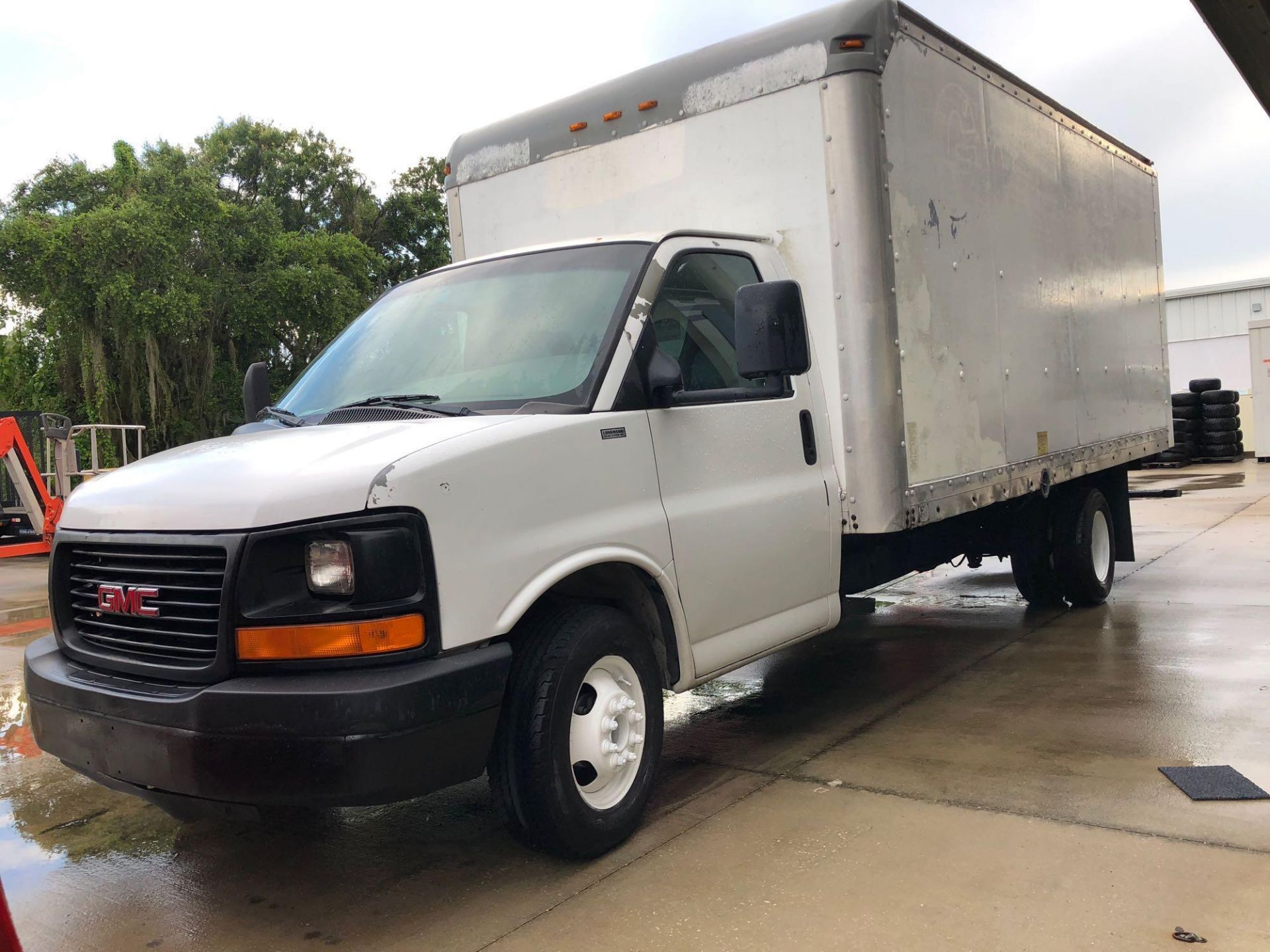 2004 GMC BOX TRUCK, APPROX. 16' BOX - Image 5 of 5