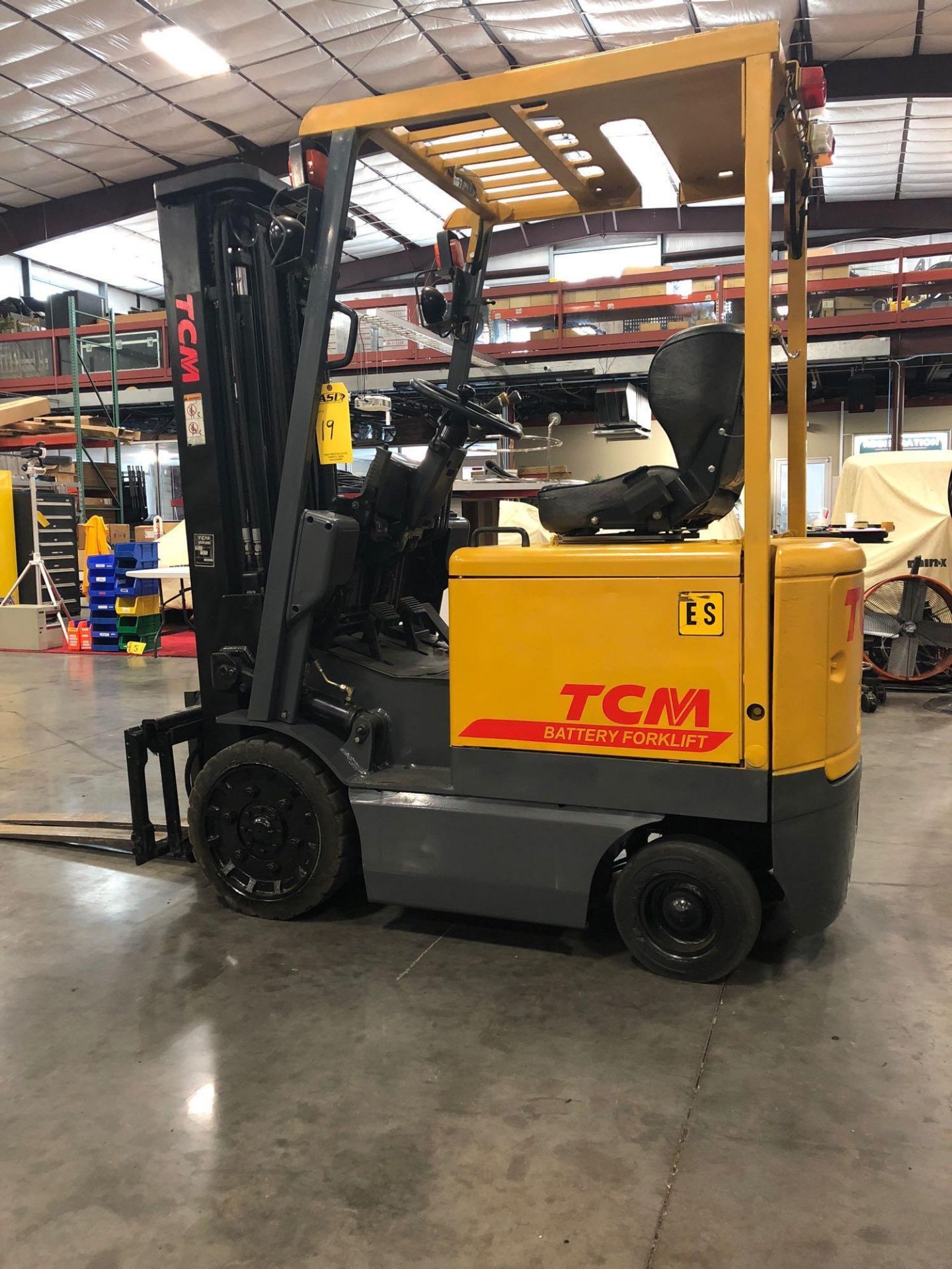 TCM ELECTRIC FORKLIFT, 3,000 LB LIFT CAPACITY