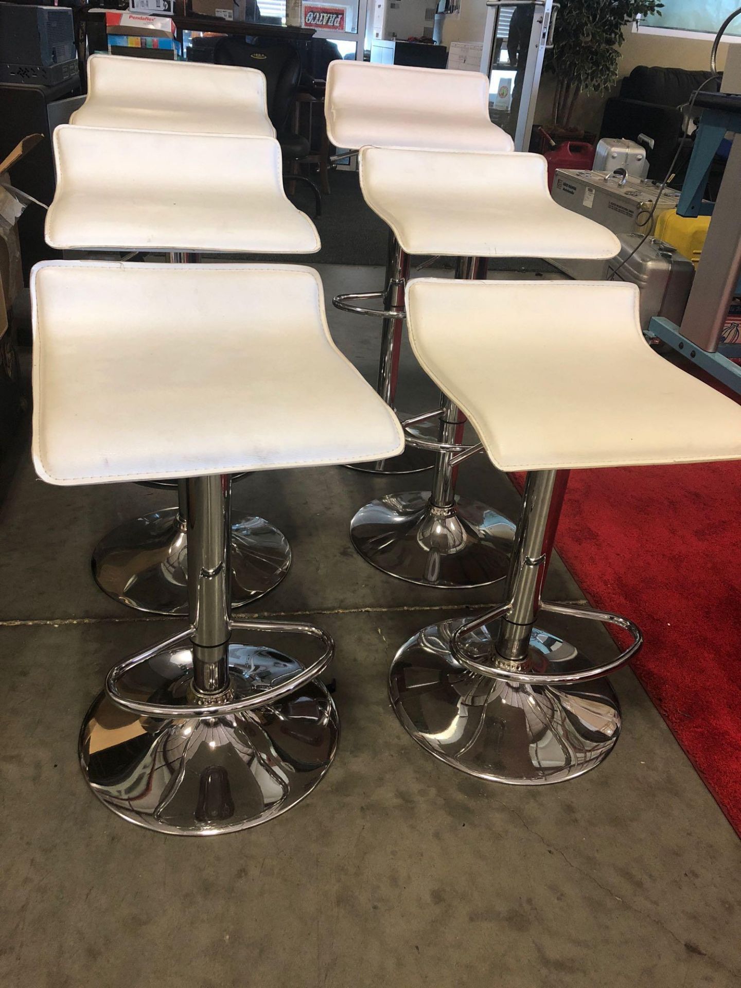 SIX ADJUSTABLE HEIGHT BAR STOOLS/HIGH TOP CHAIRS - Image 2 of 3