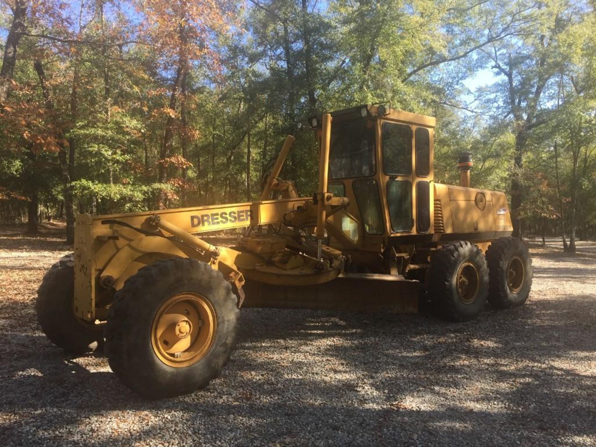 KOMATSU DRESSER 870 MOTOR GRADER