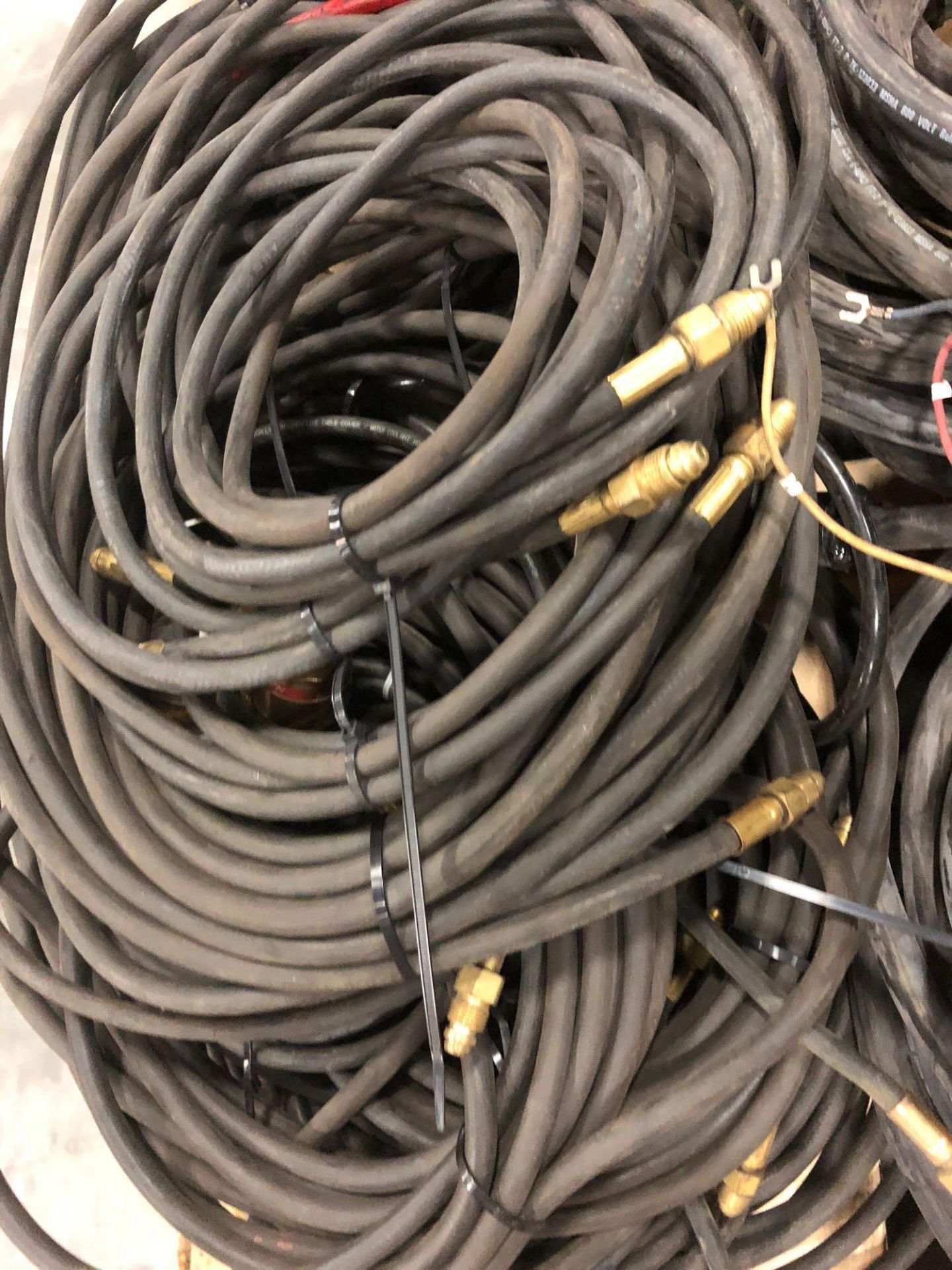 ASSORTED WELDING HOSES AND CABLES - Image 17 of 18