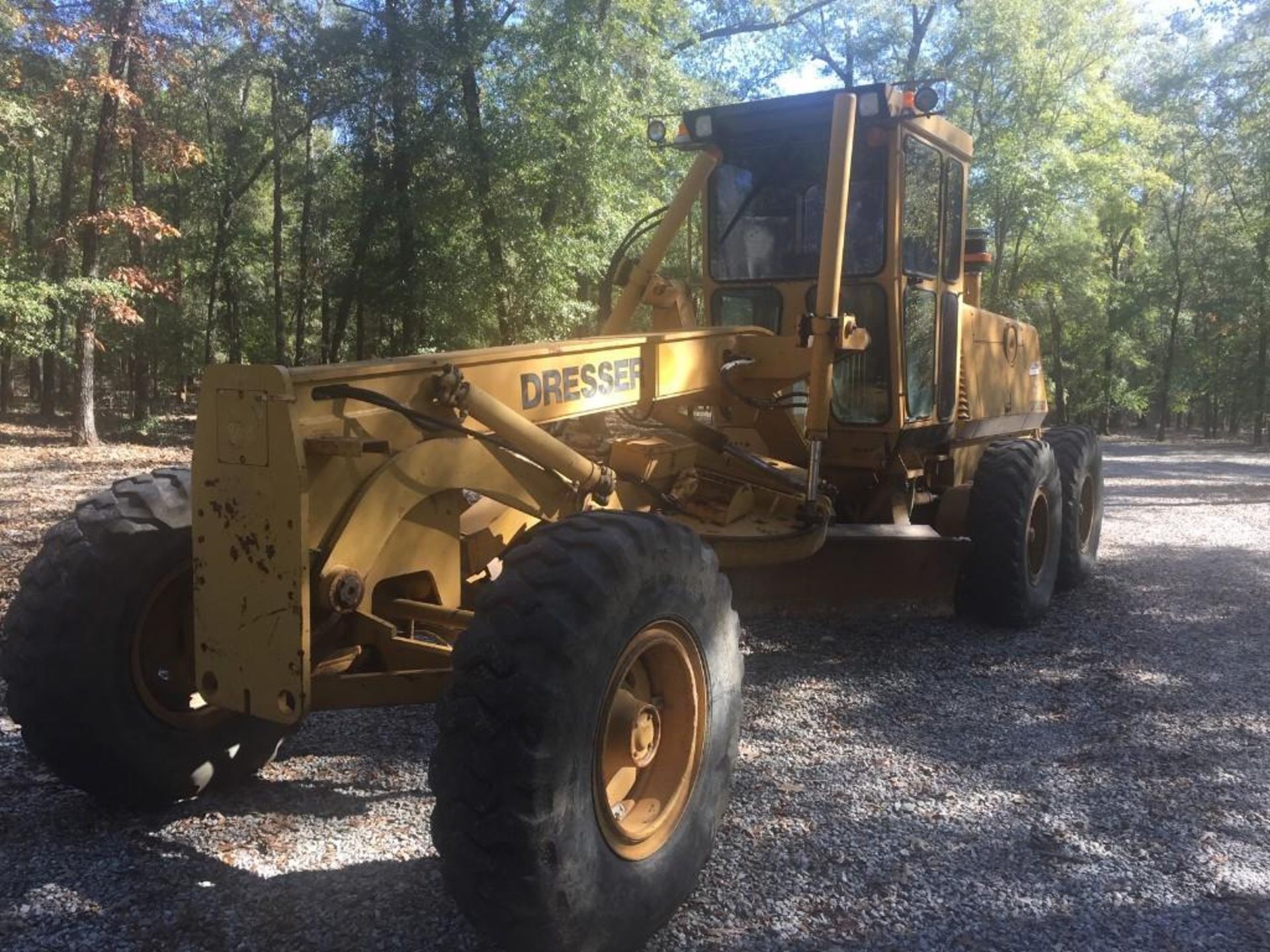 KOMATSU DRESSER 870 MOTOR GRADER - Image 7 of 16