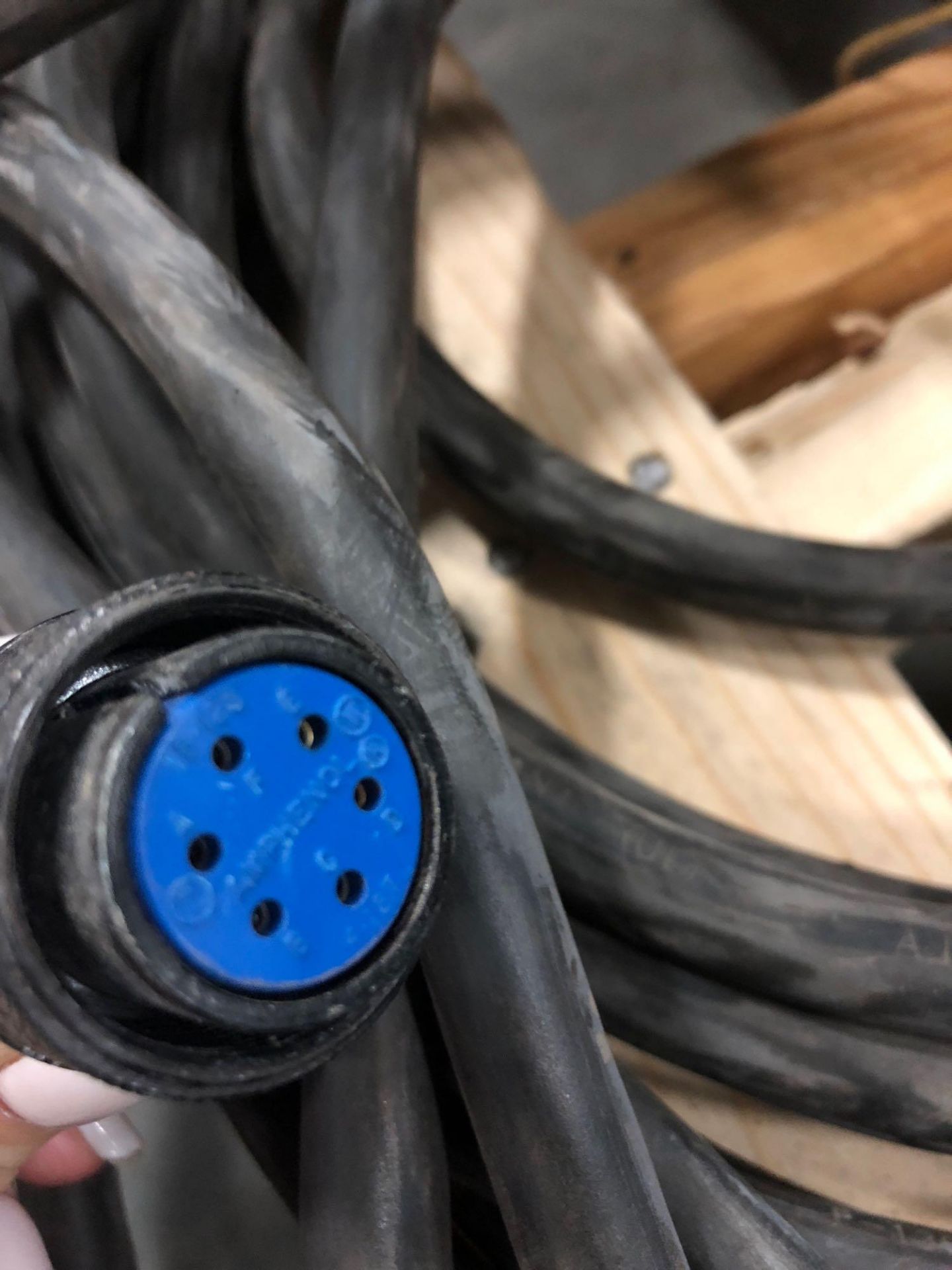 ASSORTED WELDING HOSES AND CABLES - Image 8 of 18