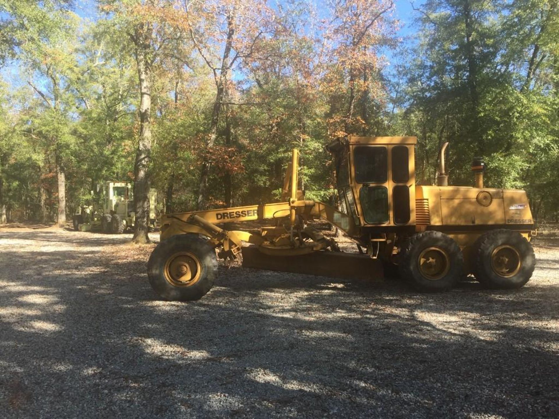 KOMATSU DRESSER 870 MOTOR GRADER - Image 11 of 16