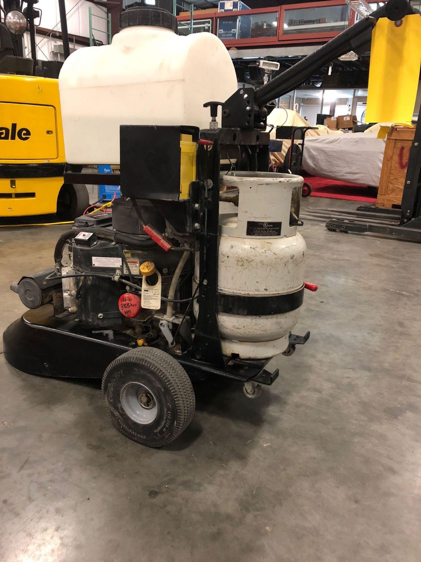 ONYX FLOOR BURNISHER, 21", MODEL 8617, 85 HOURS - Image 7 of 10