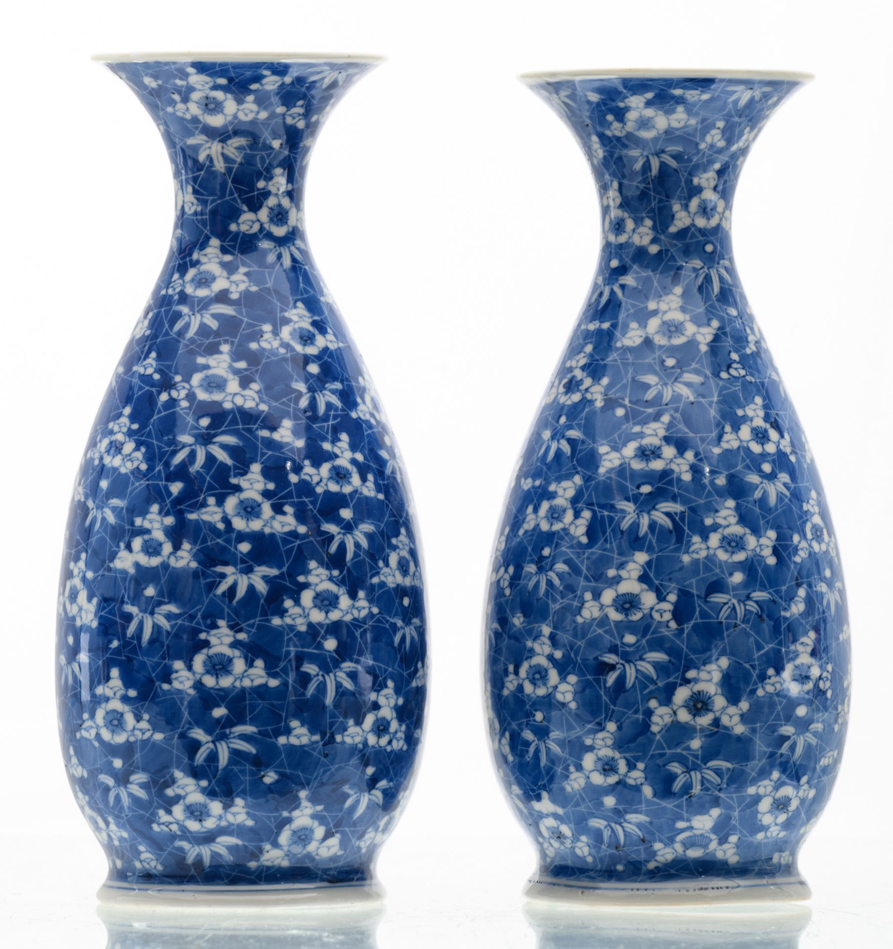 Two Japanese blue and white floral decorated vases, marked, Meiji and period, H 26 cm - Image 3 of 6