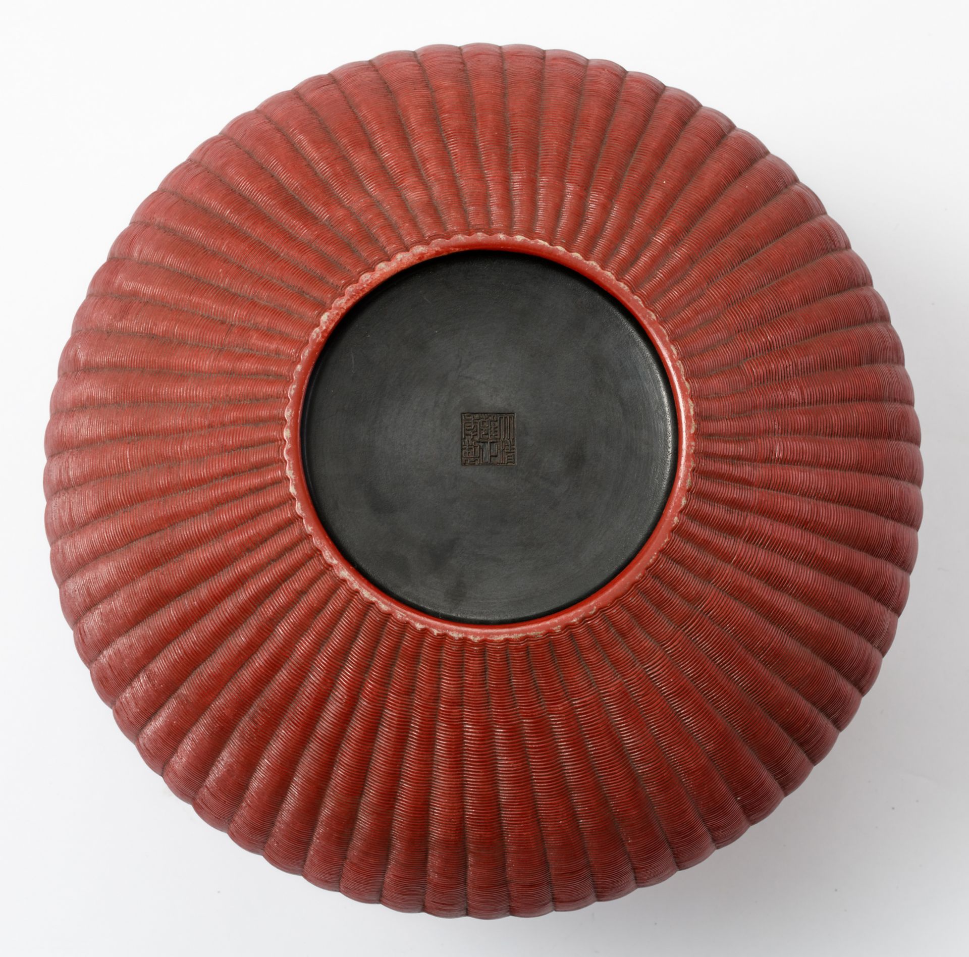 A fine Chinese red brown glazed reed basket shaped vase with a Yongzheng mark, H 40,5 cm - Image 7 of 7