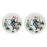 Two Chinese famille verte and green glazed dishes with warriors in a landscape, ø 22 cm