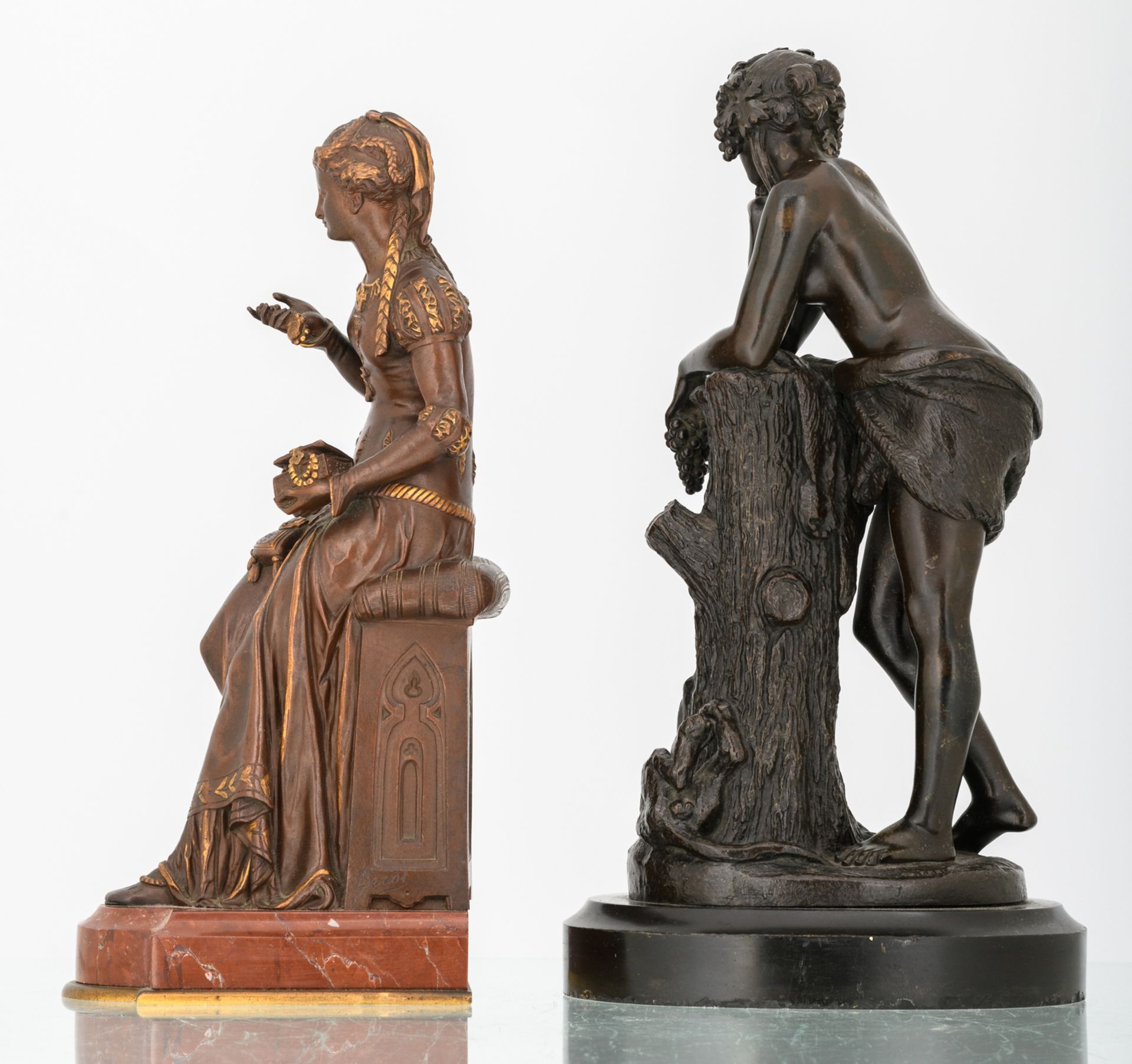 Gechter H., a musing bacchante, patinated bronze on a marble base, foundry mark 'Ch. Le Blanc à - Bild 3 aus 8