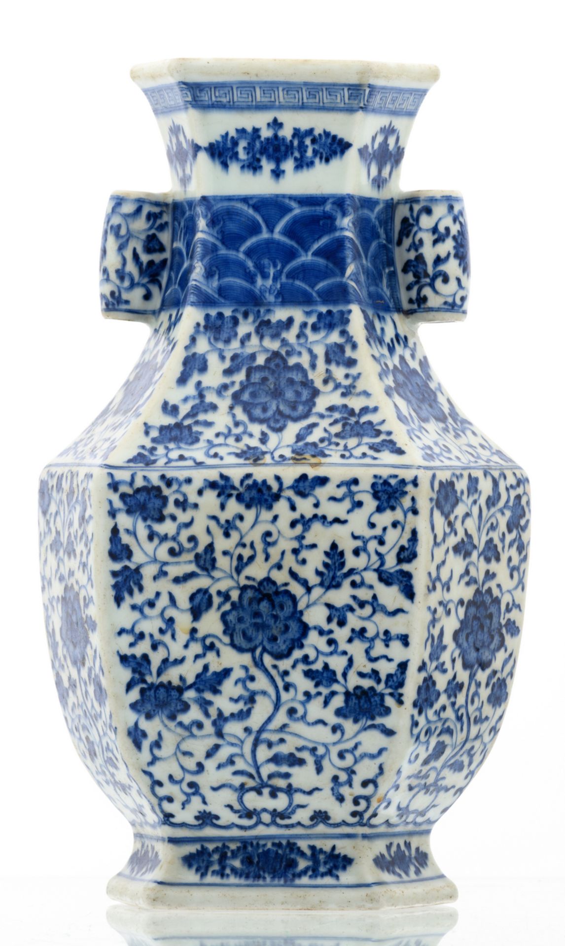 A fine Chinese blue and white floral decorated Hu vase with lotus flowers, Qianlong marked, 18/ - Image 3 of 6