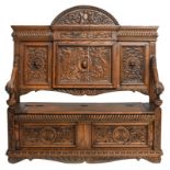 An oak Renaissance revival coffer bench seat, H 141,5 - W 141,5 - D 68 cm