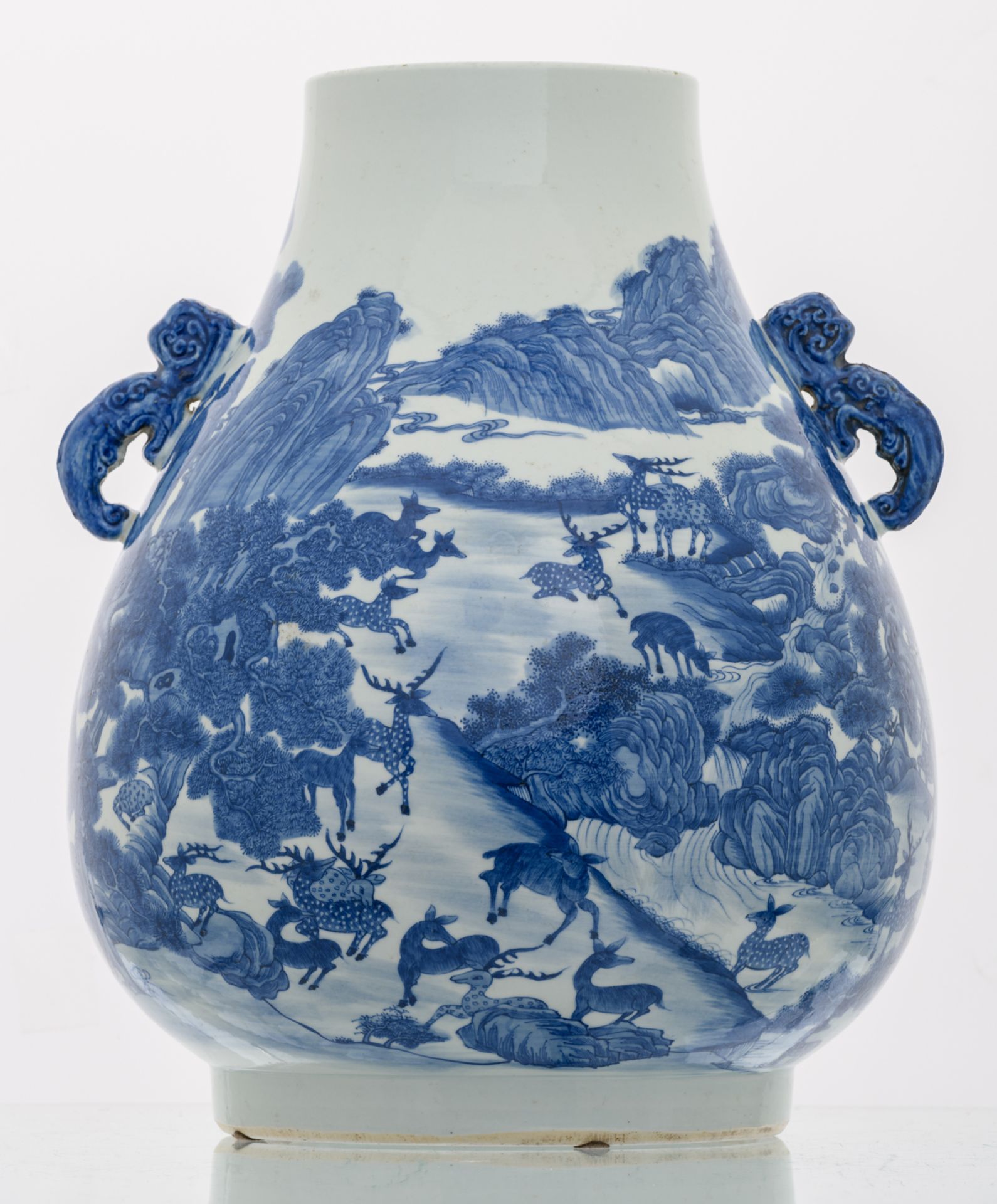 A Chinese blue and white hundred dear Hu vase with a Qianlong mark, H 45,5 cm - Image 3 of 7