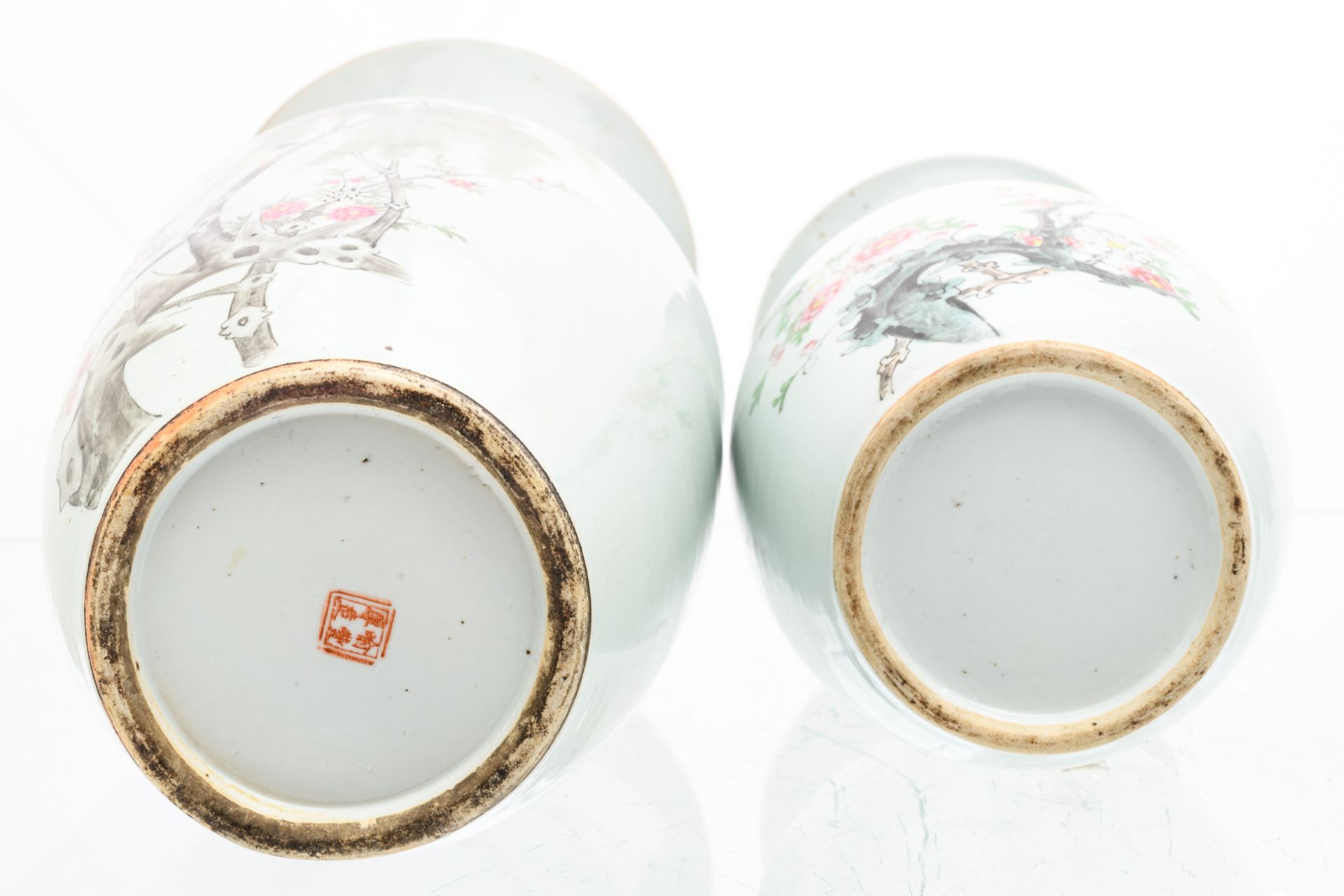 Two Chinese famille rose vases and a ditto ginger jar and cover, decorated with flower branches - Image 6 of 11
