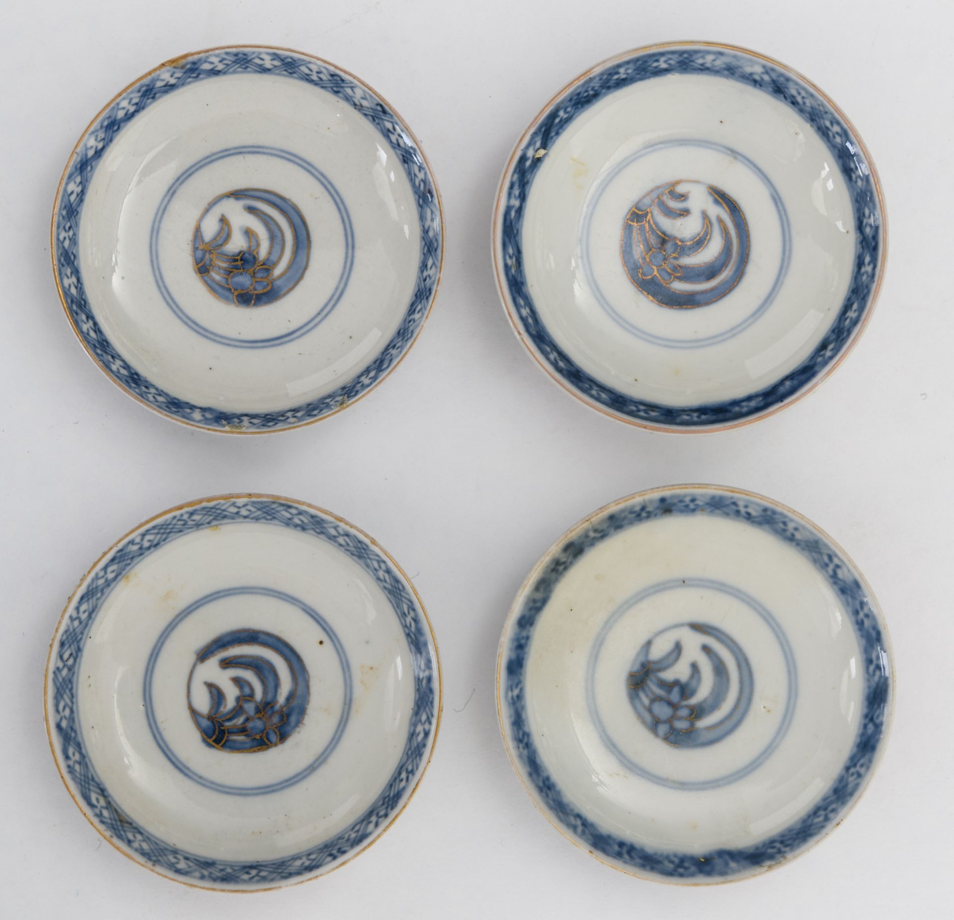 A Chinese blue and white and famille rose floral decorated dish, 18thC; added a ditto blue and white - Image 10 of 13