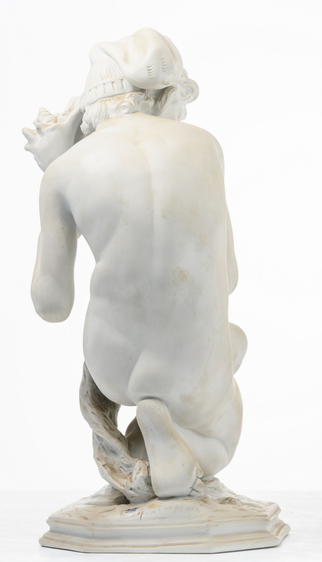 Carpeaux J.B. (after), 'Pêcheur napolitain à  la coquille' (the Neapolitan fisherboy), biscuit, - Image 3 of 7