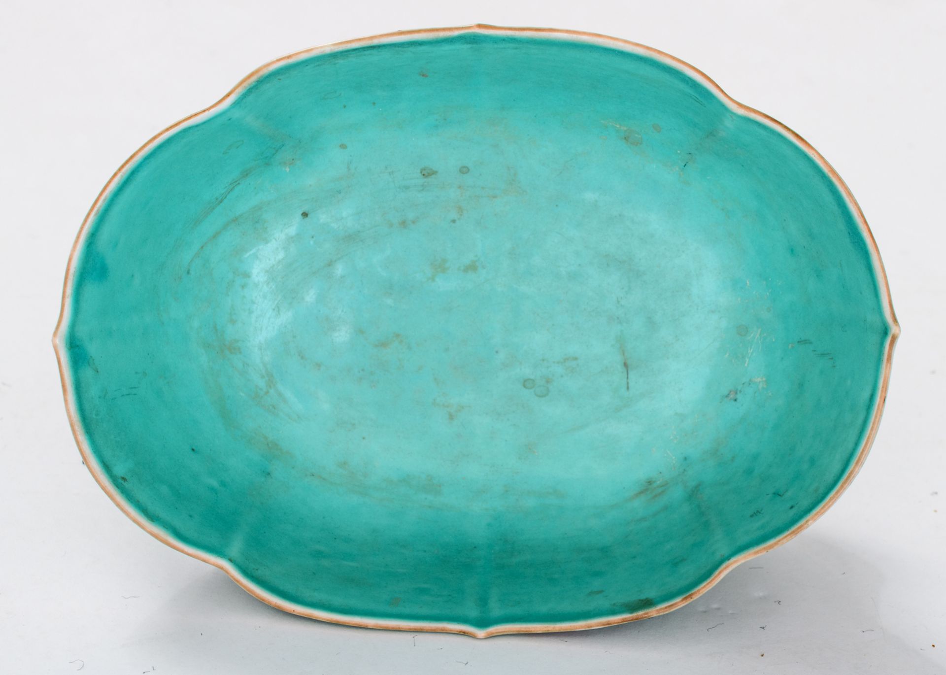 A Chinese oval lobed turquoise ground footed bowl, floral decorated with phoenix, H 10 - W 24,5 - - Image 6 of 7